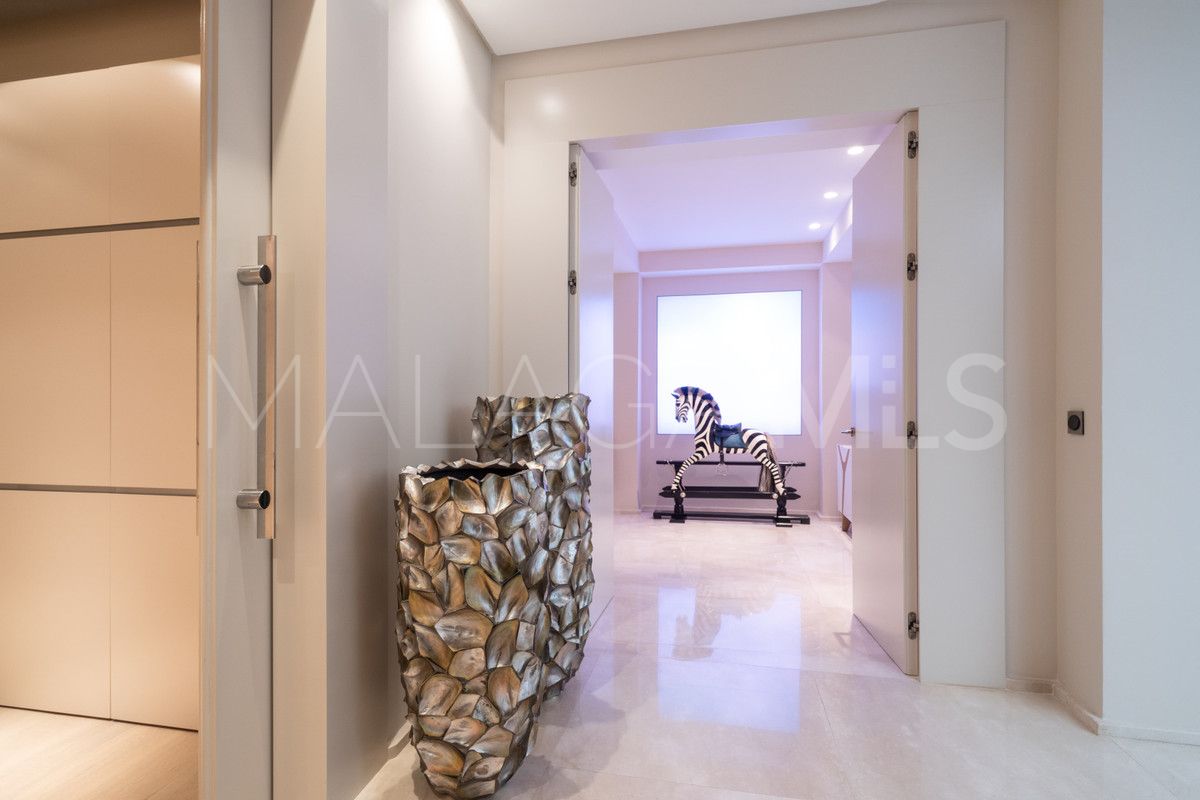 Villa with 9 bedrooms a la venta in Sierra Blanca