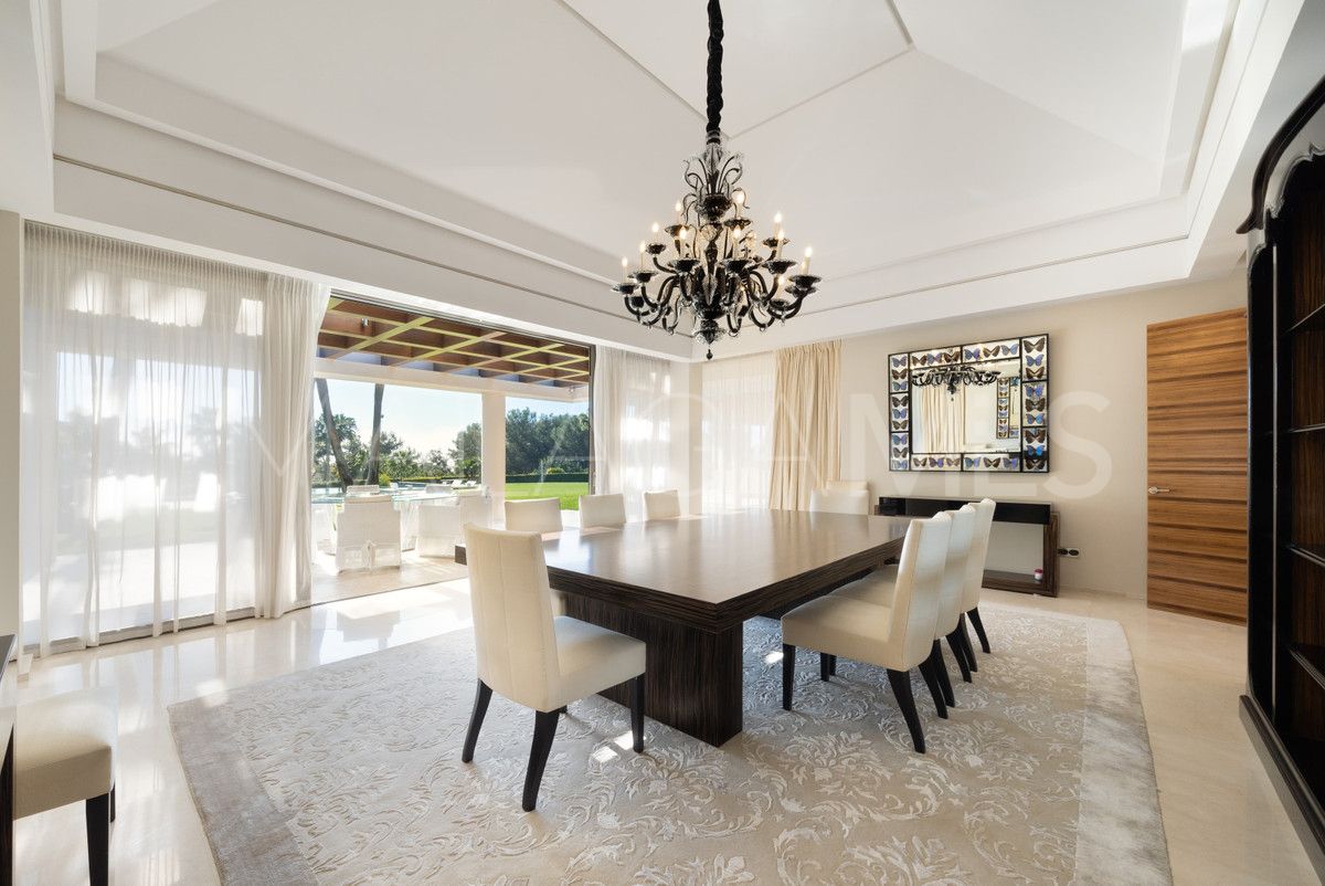 Villa with 9 bedrooms a la venta in Sierra Blanca