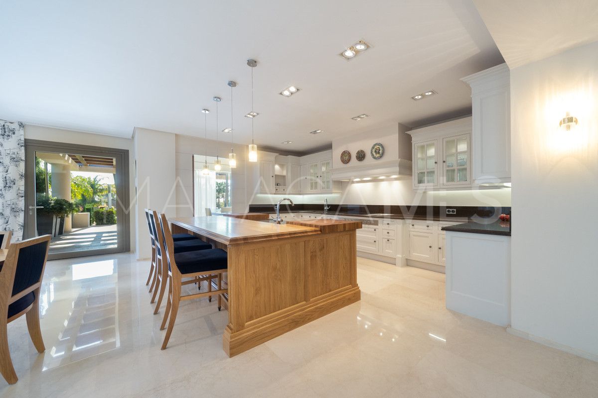 Villa with 9 bedrooms a la venta in Sierra Blanca