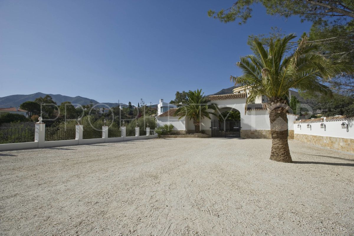 Torreblanca villa for sale