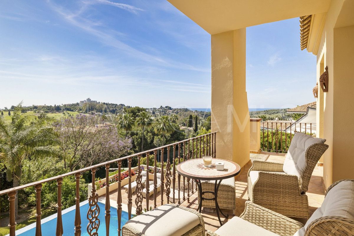 Villa for sale in El Paraiso