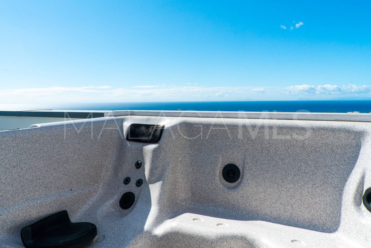 Villa for sale in Los Altos de los Monteros