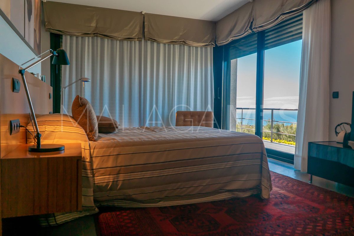 Villa for sale in Los Altos de los Monteros
