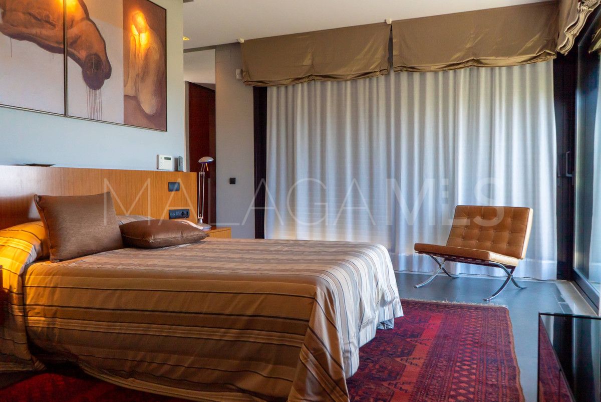 Villa for sale in Los Altos de los Monteros