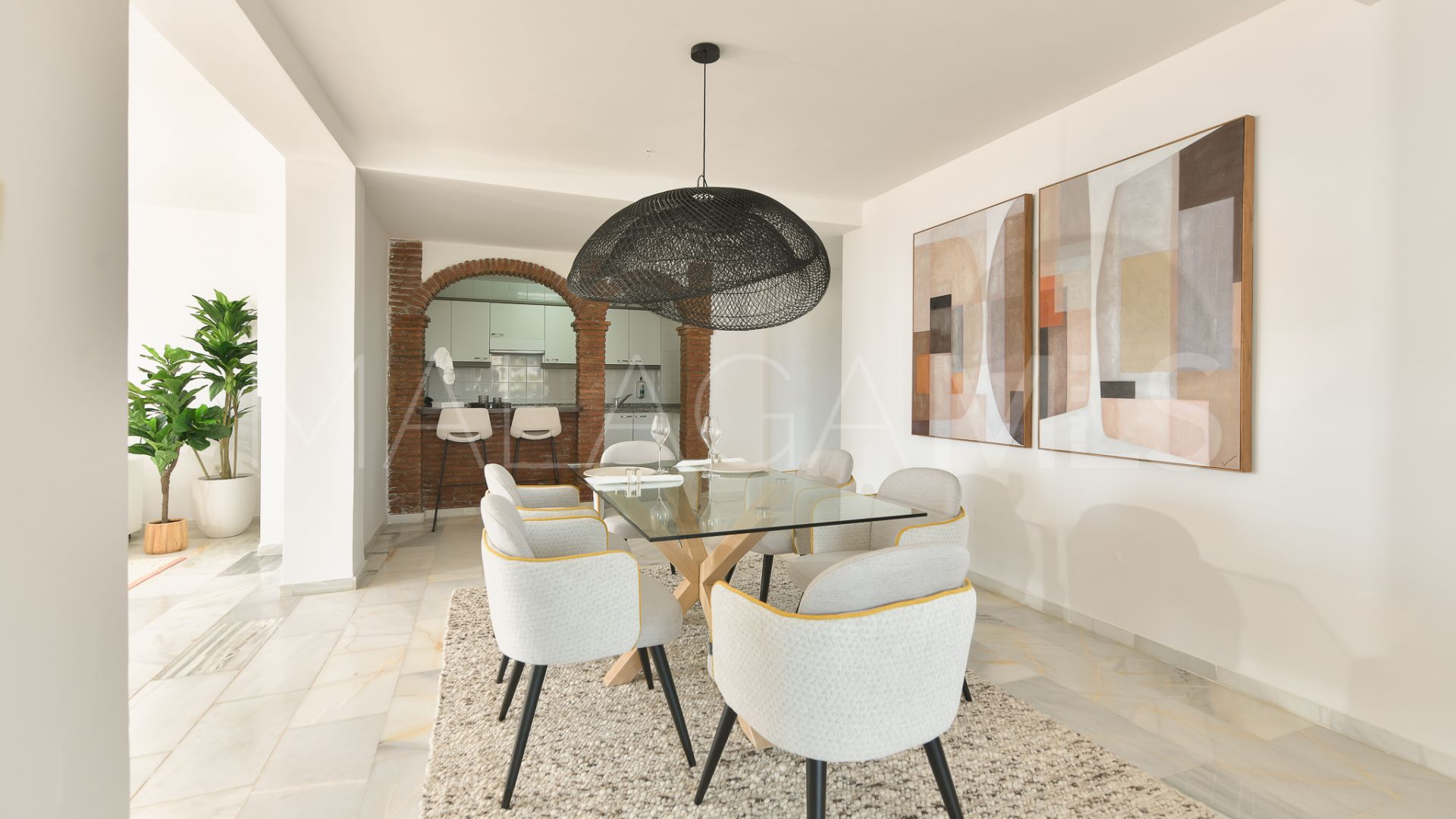 Buy apartamento in Sitio de Calahonda with 2 bedrooms