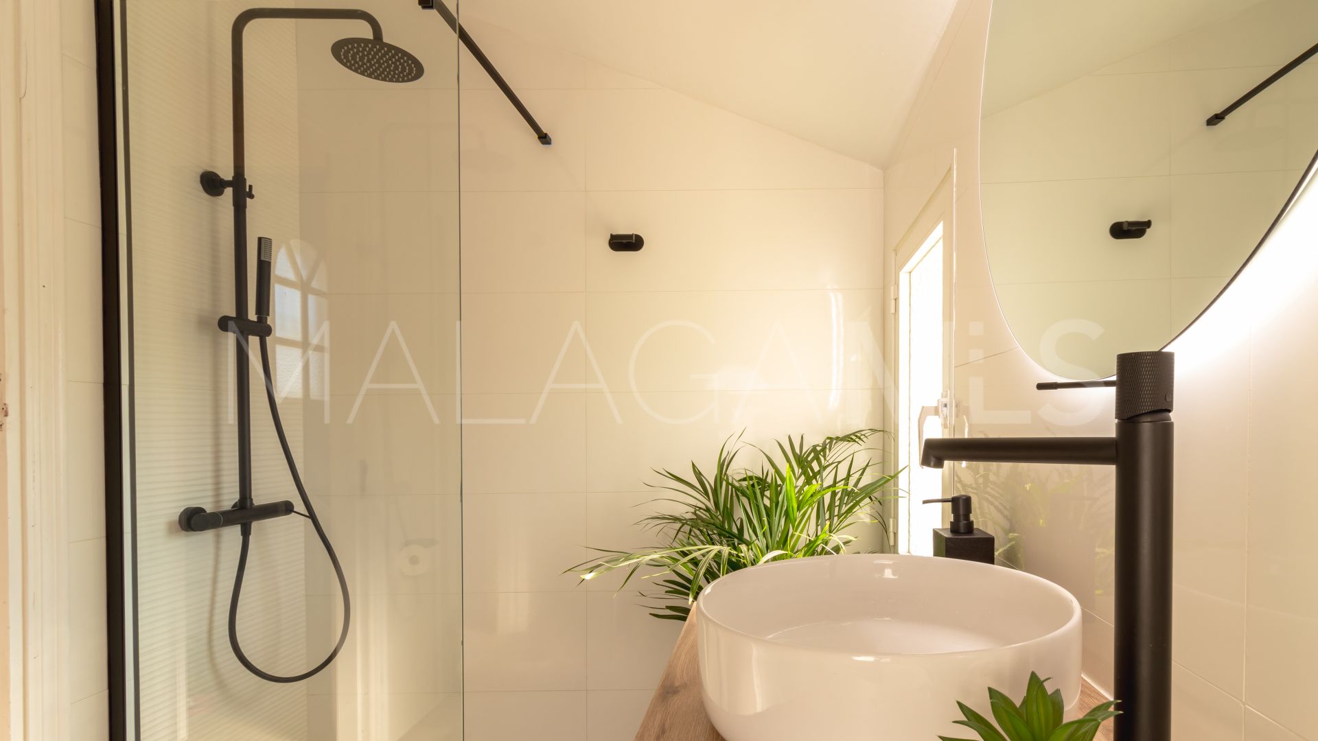 Villa for sale with 5 bedrooms in Valle Romano