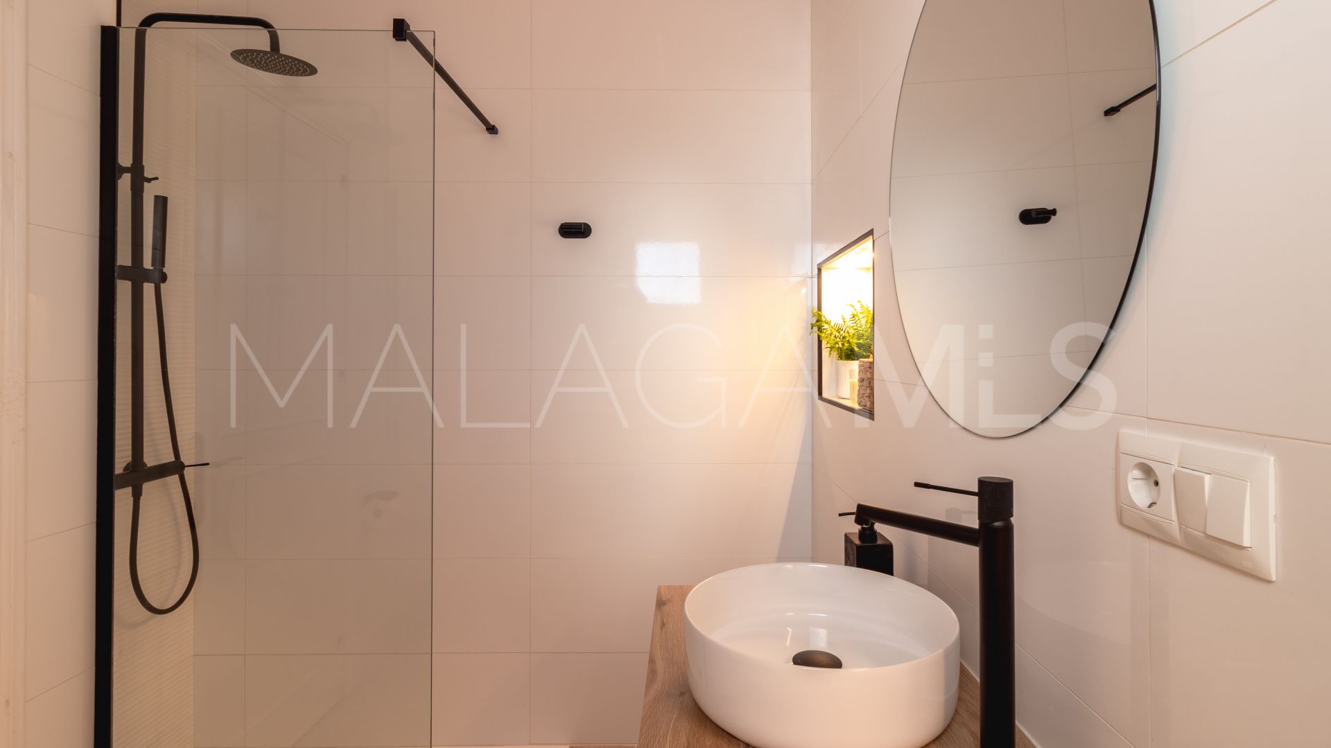 Villa for sale with 5 bedrooms in Valle Romano