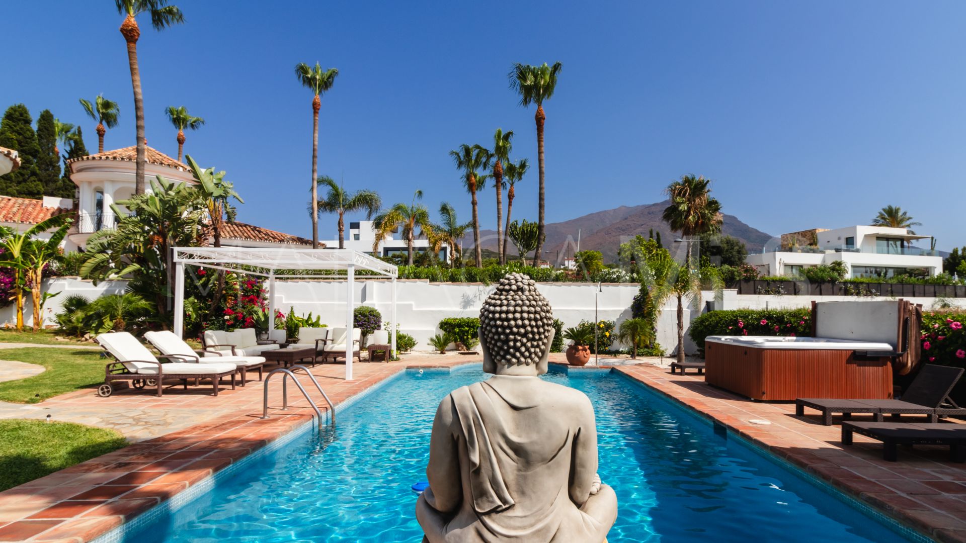Villa for sale with 5 bedrooms in Valle Romano