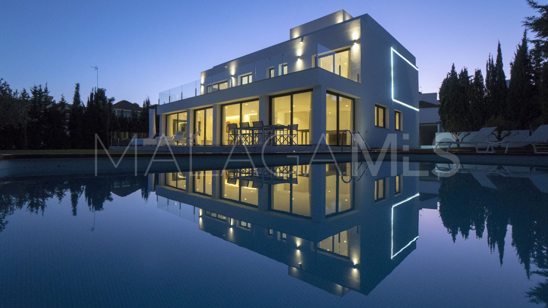Haus for sale in Nueva Andalucia