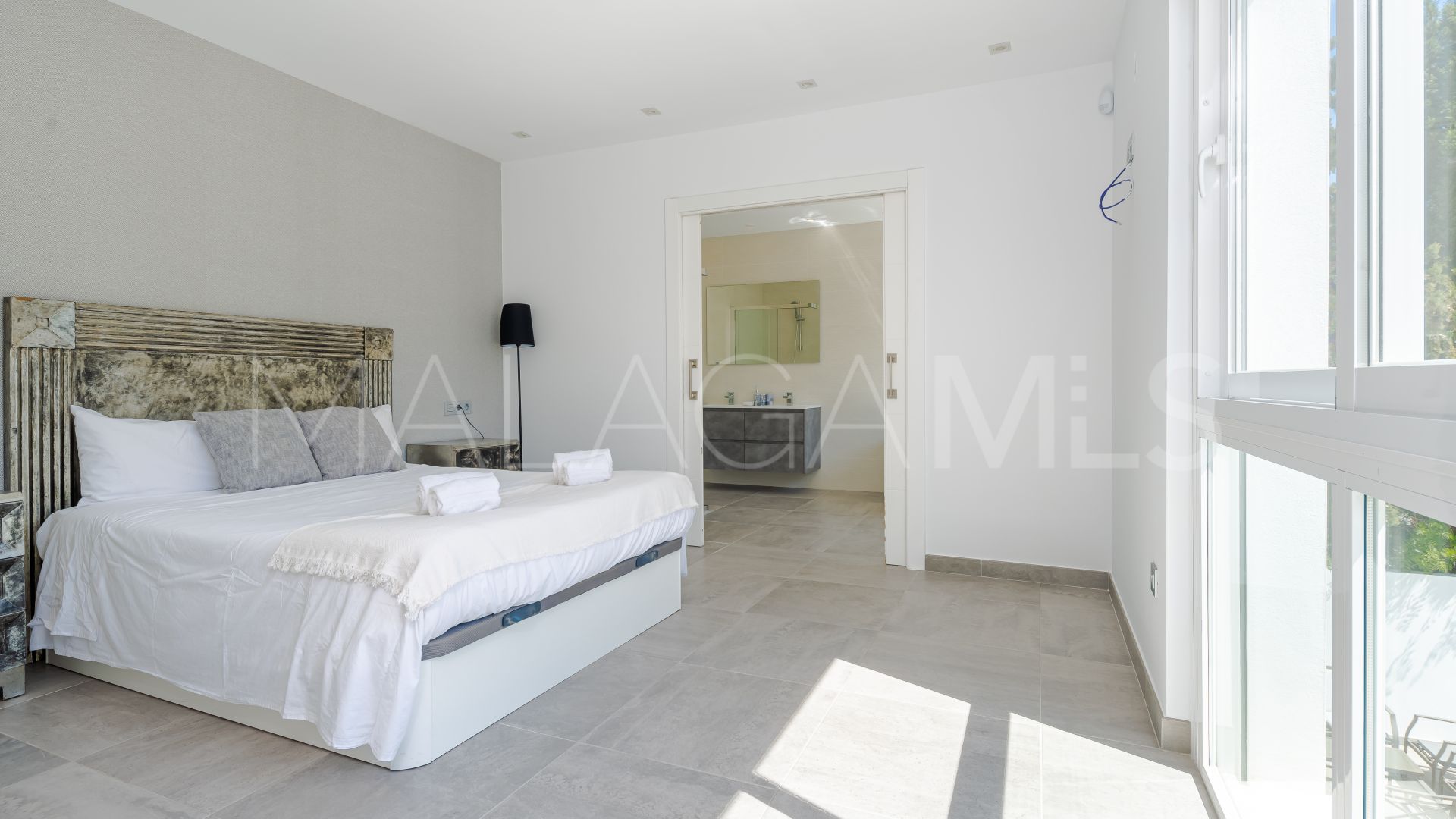 Haus for sale in Nueva Andalucia