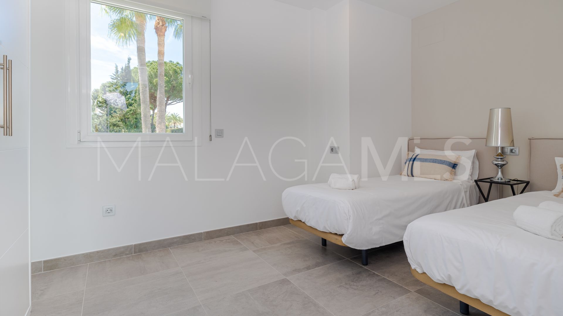 Haus for sale in Nueva Andalucia