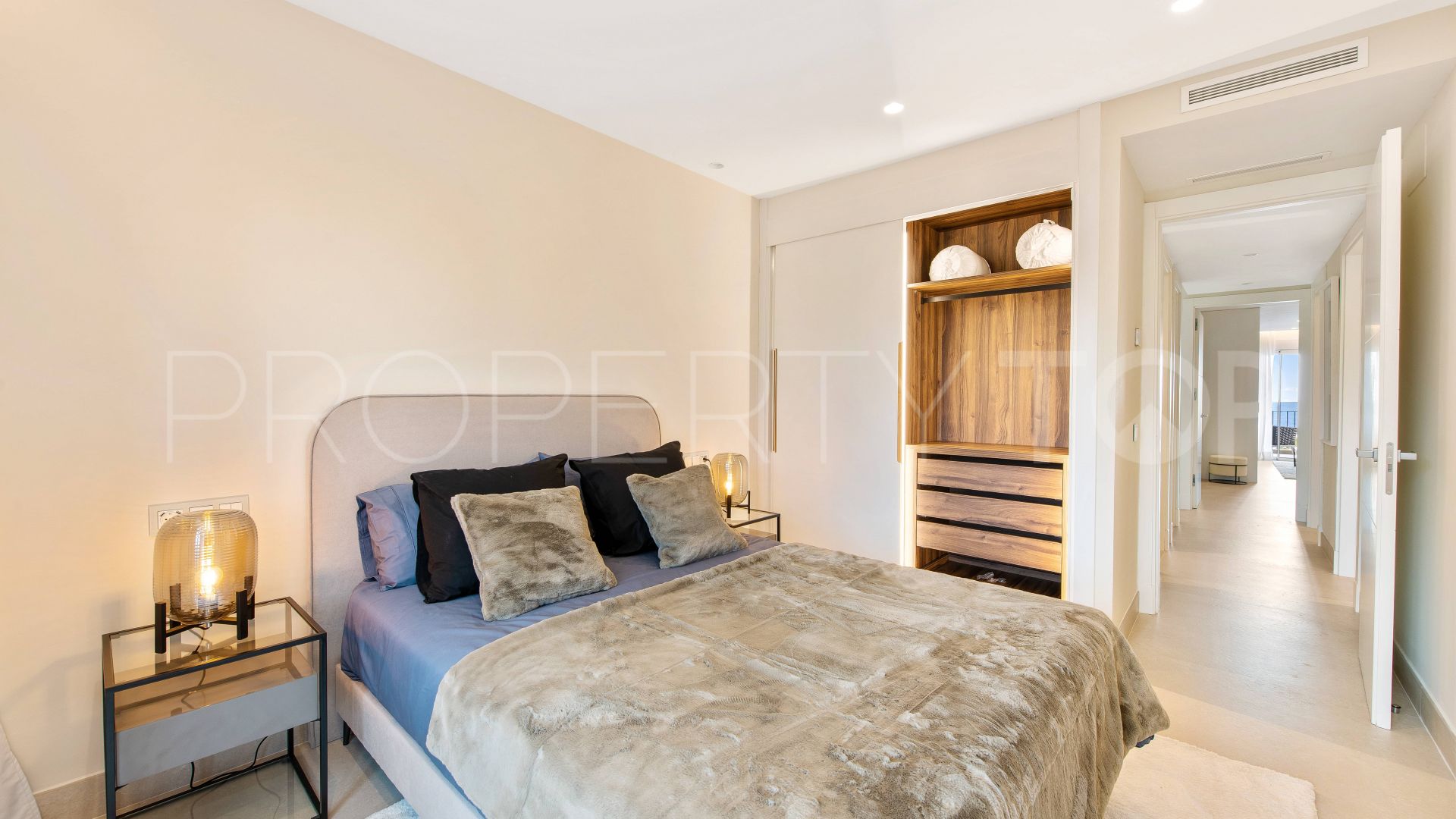 For sale apartment with 4 bedrooms in Los Granados del Mar