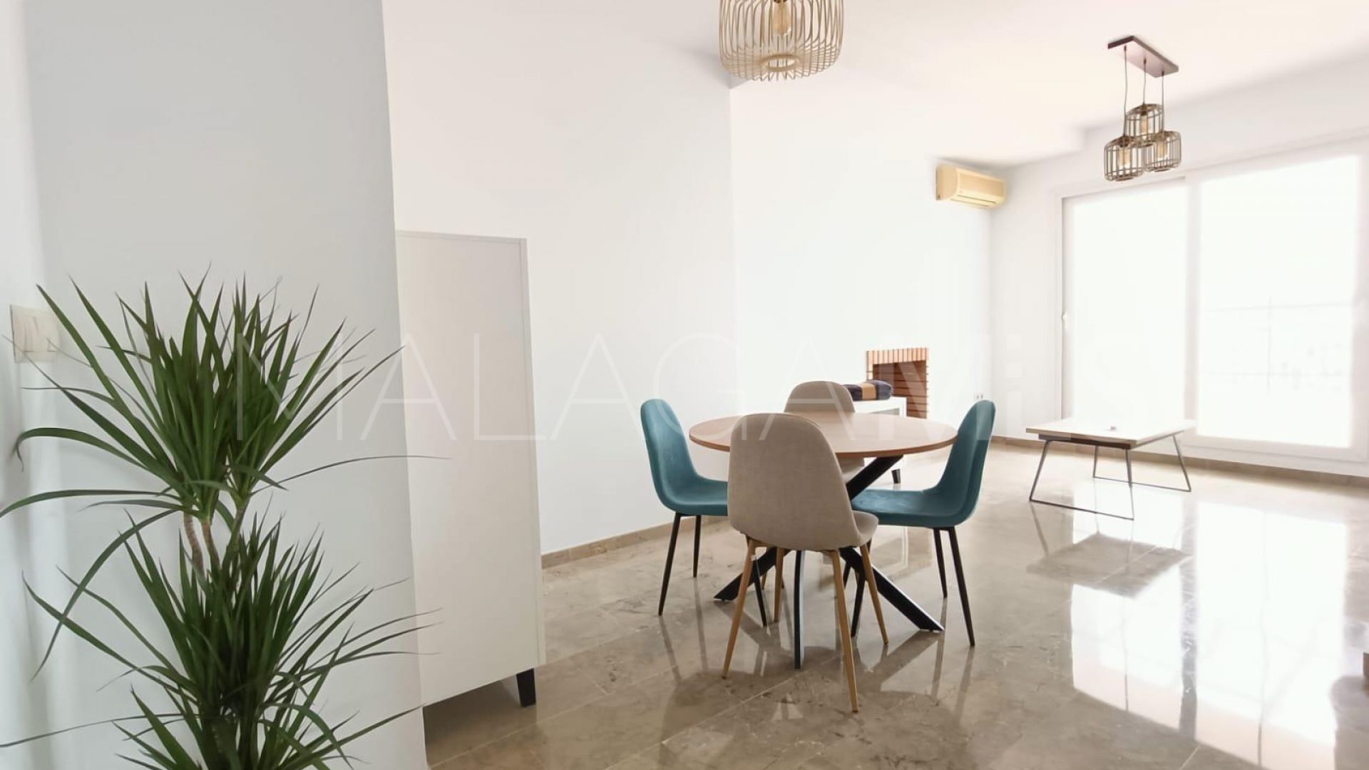 Se vende atico de 2 bedrooms in Princesa Kristina