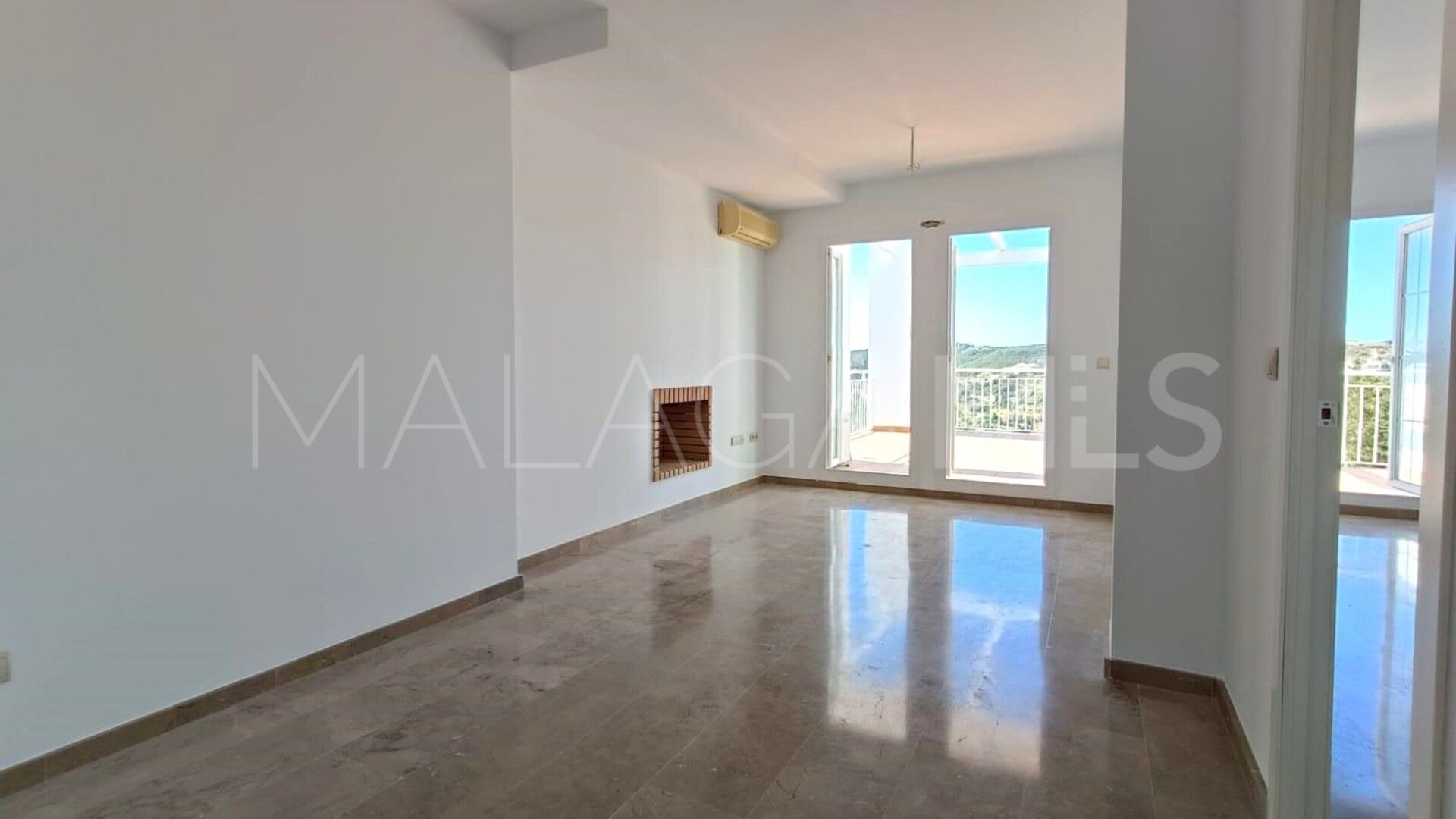 For sale Princesa Kristina 2 bedrooms penthouse