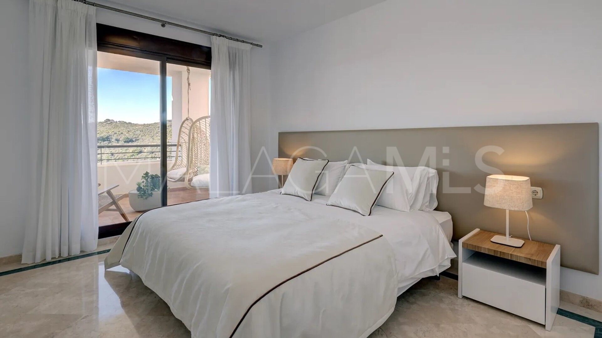 Buy apartamento de 2 bedrooms in Casares Golf