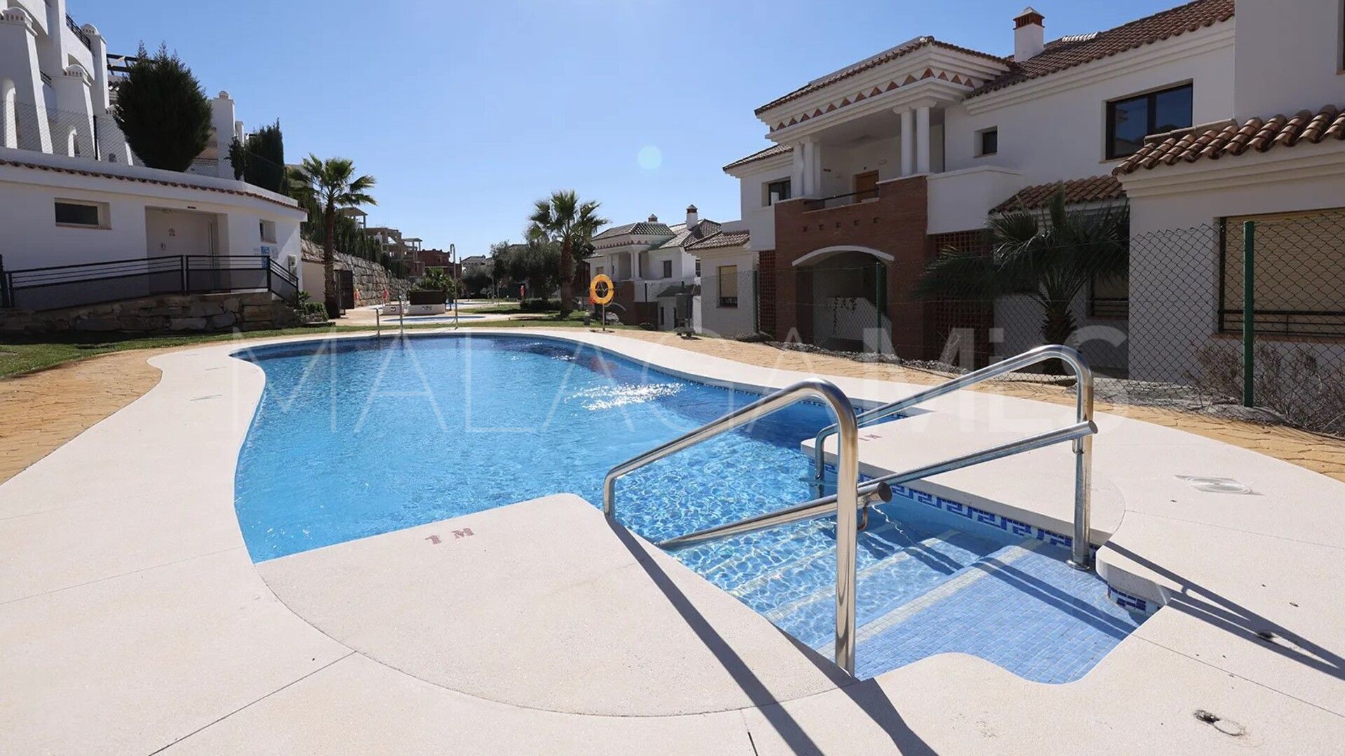 Buy apartamento de 2 bedrooms in Casares Golf