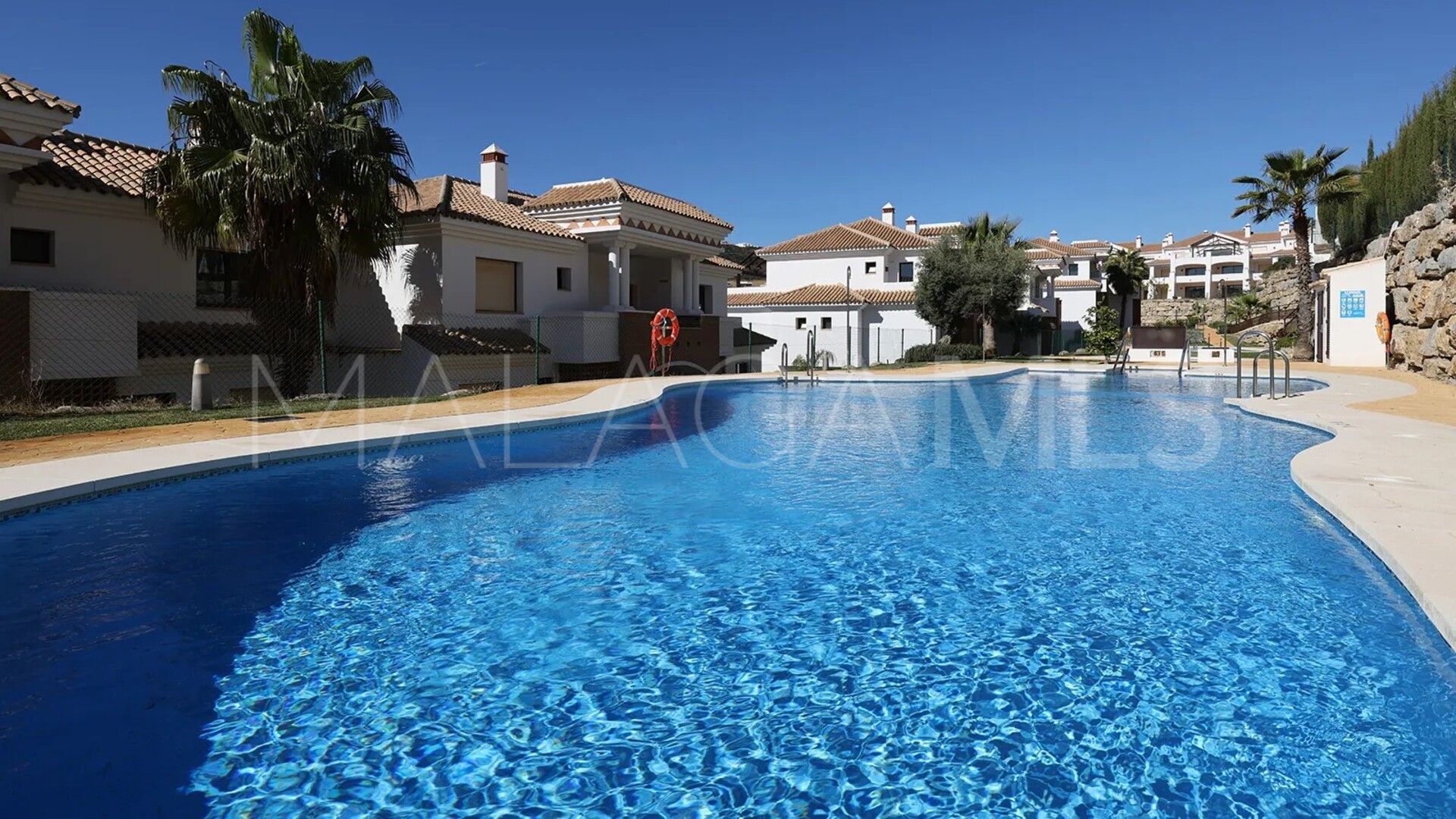 Buy apartamento de 2 bedrooms in Casares Golf