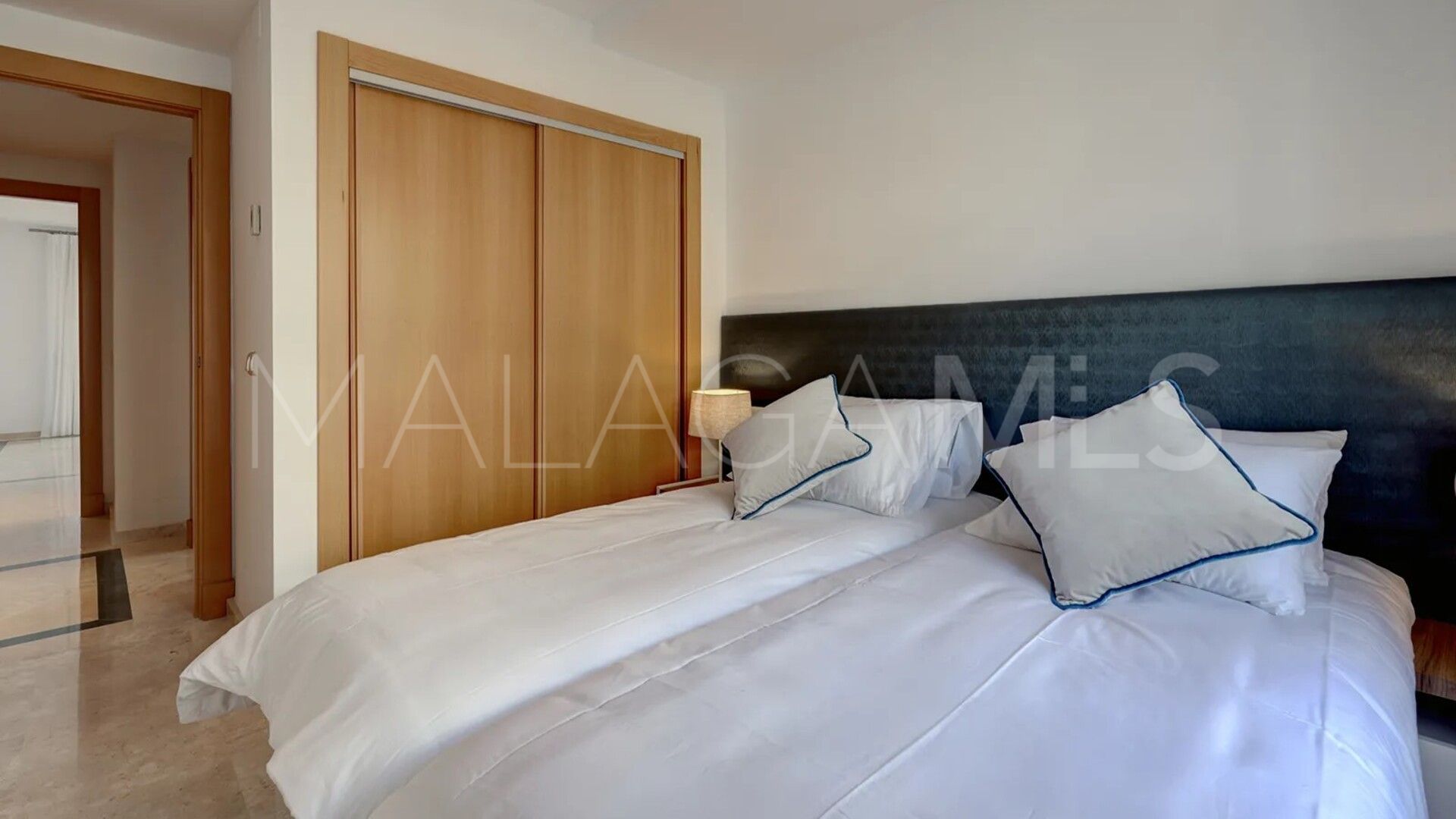 Buy apartamento de 2 bedrooms in Casares Golf