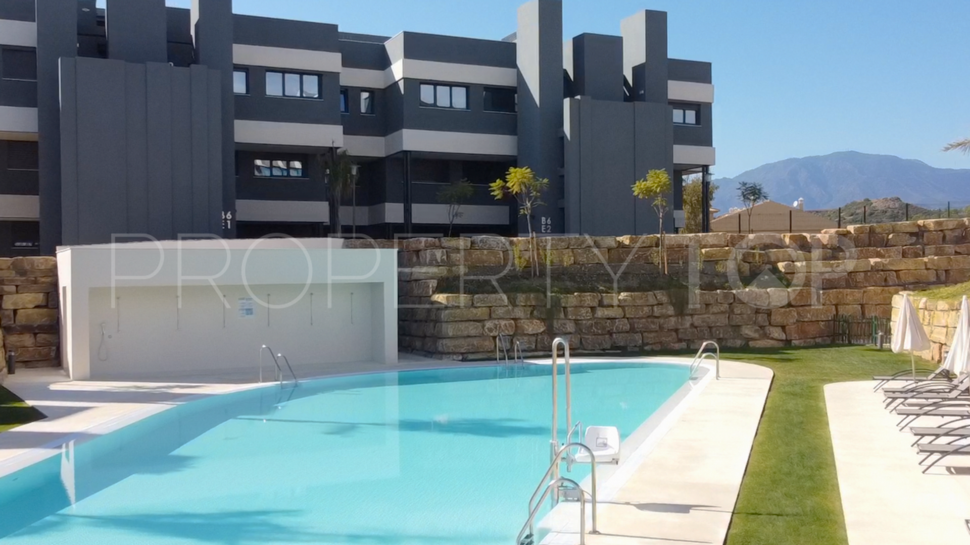 Buy apartment in La Resina Golf