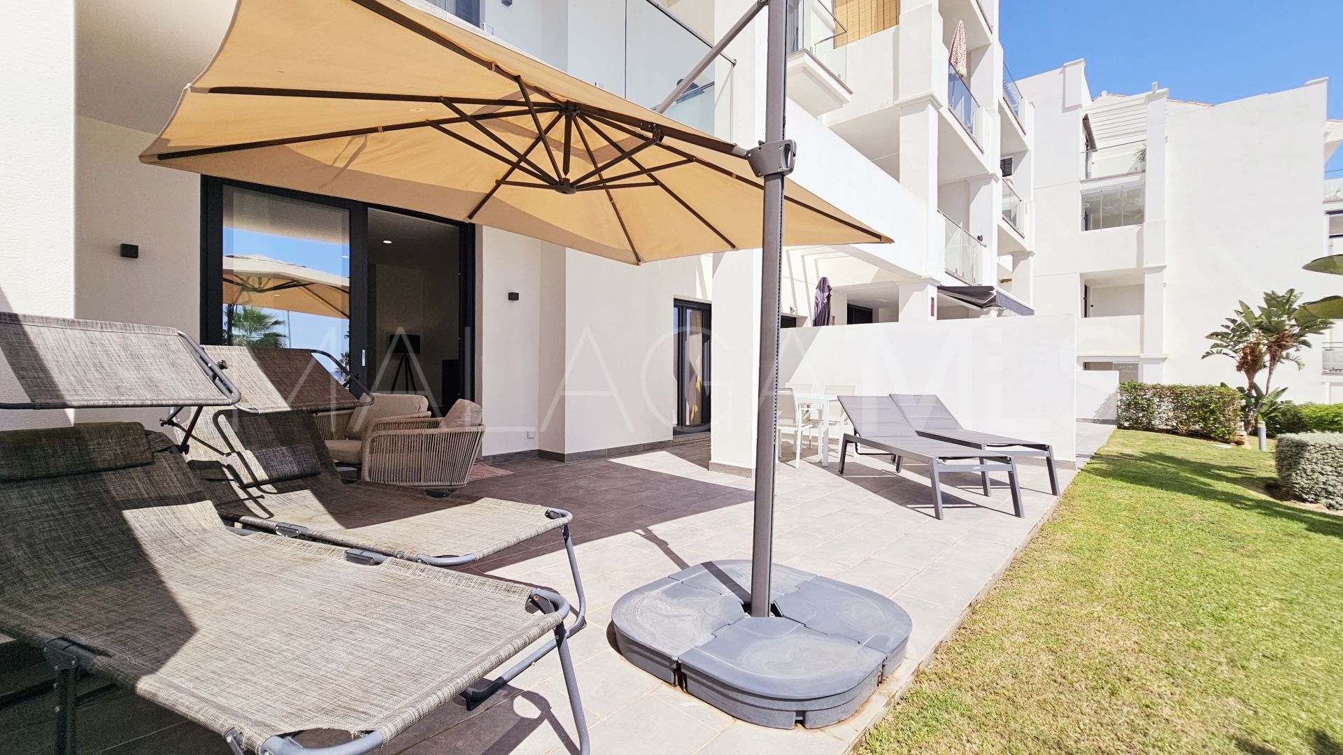 For sale ground floor apartment in La Paloma