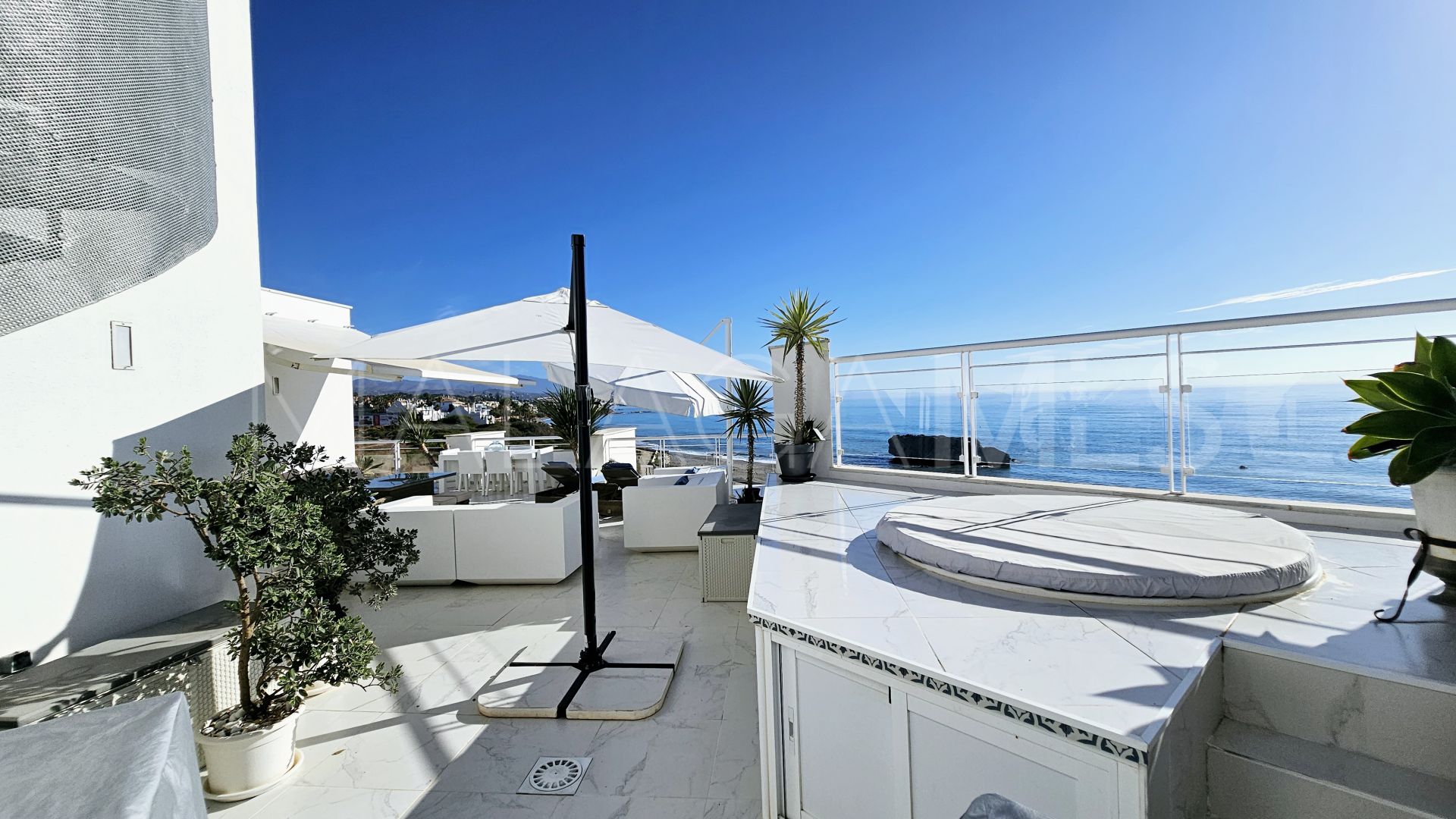 Buy Casares del Mar penthouse with 2 bedrooms