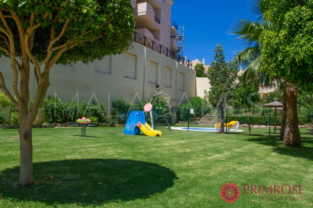 Apartment with 3 bedrooms for sale in La Duquesa Golf