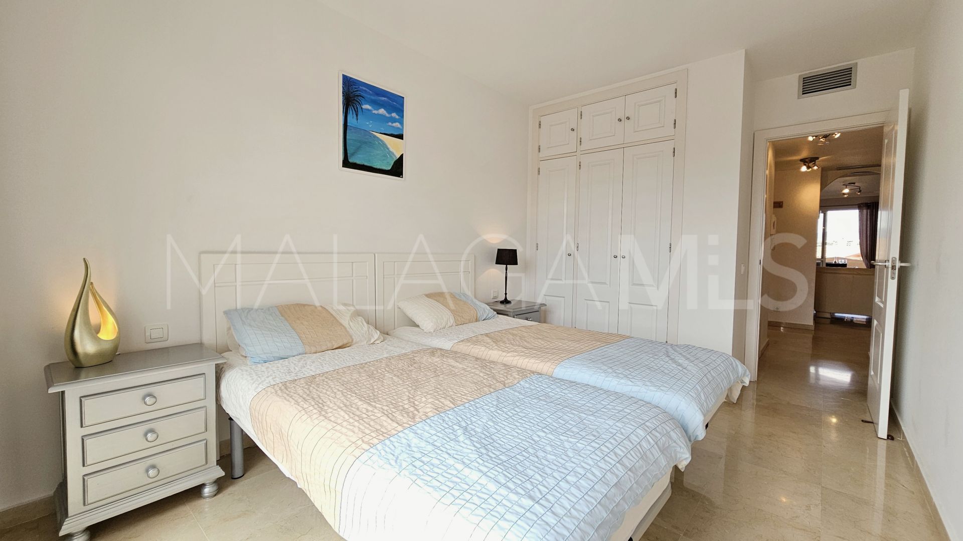 Apartment with 3 bedrooms for sale in La Duquesa Golf