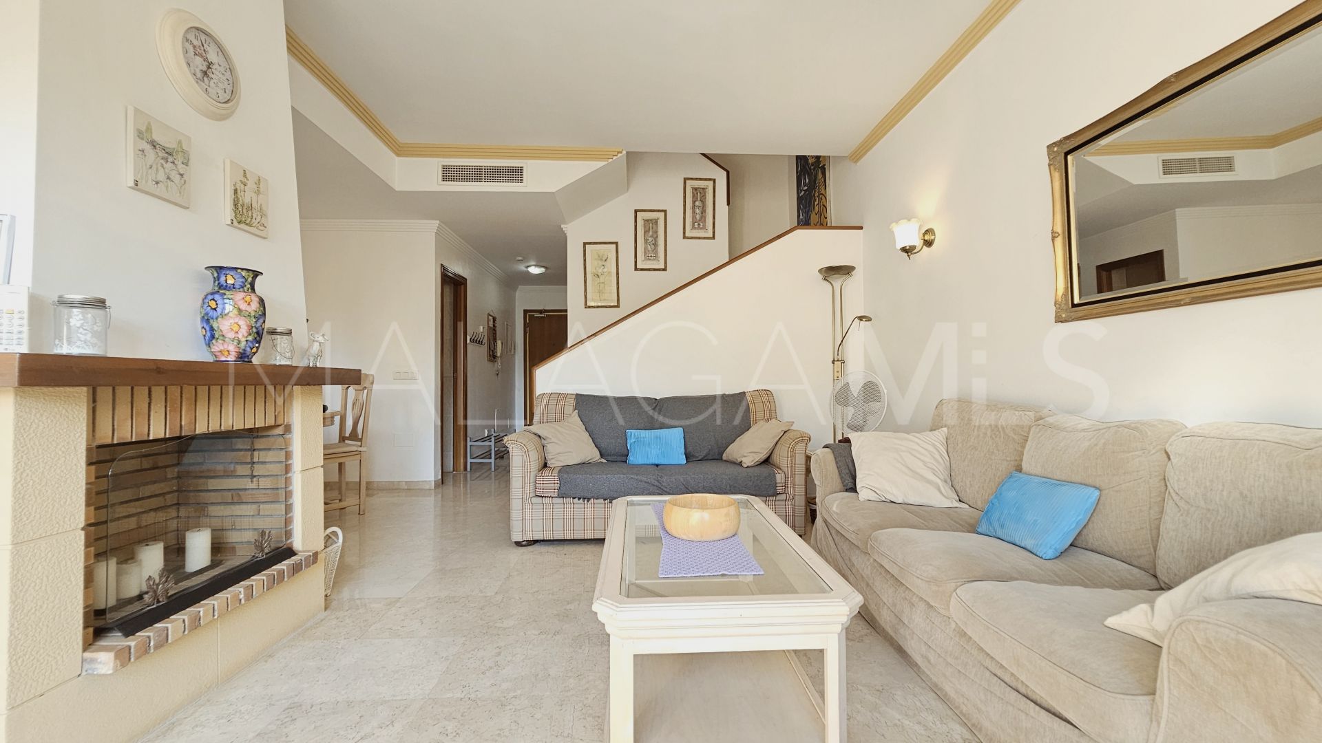 Zweistöckiges penthouse for sale in La Duquesa