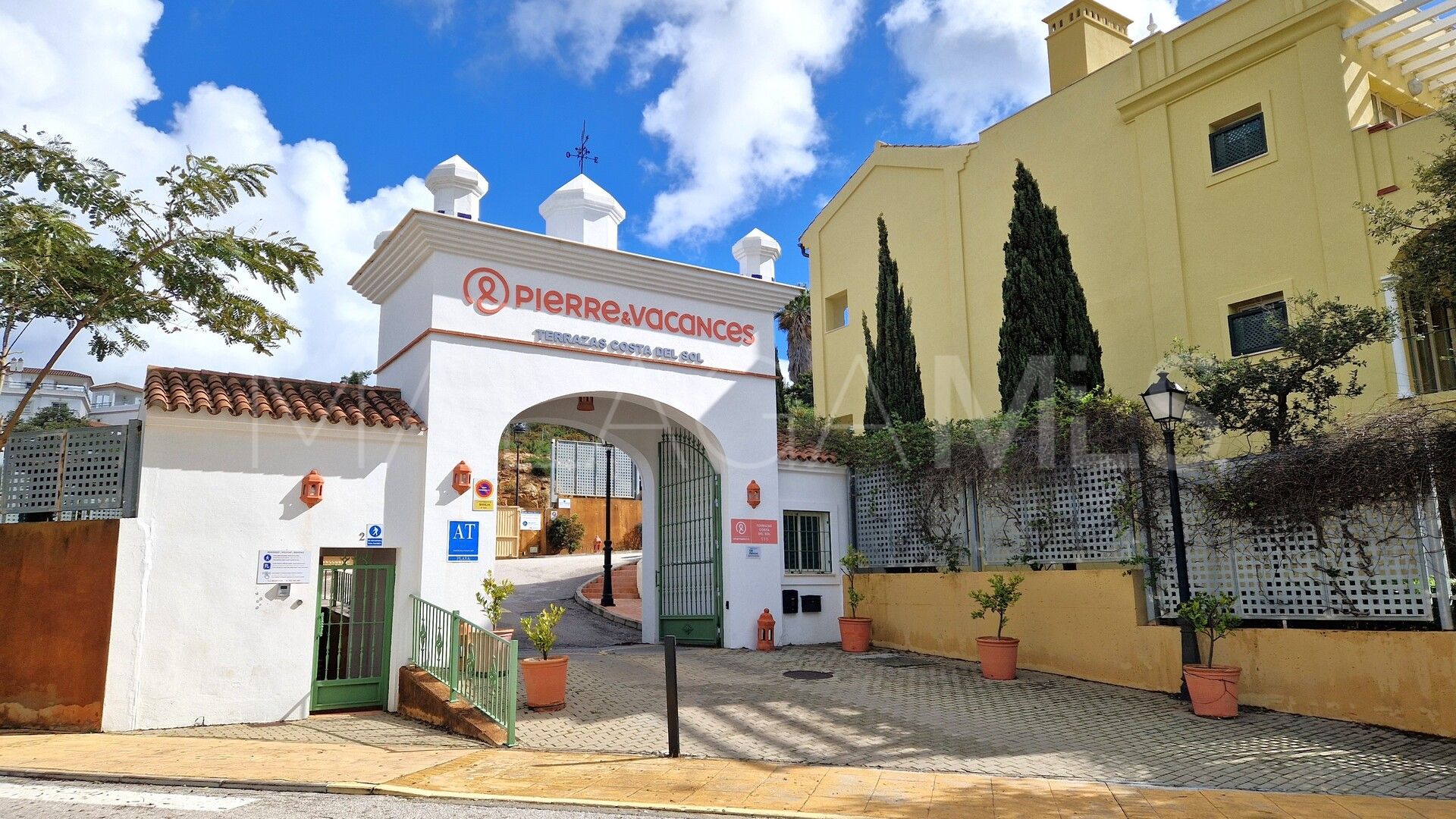 Markplanslägenhet for sale in Bahia de las Rocas