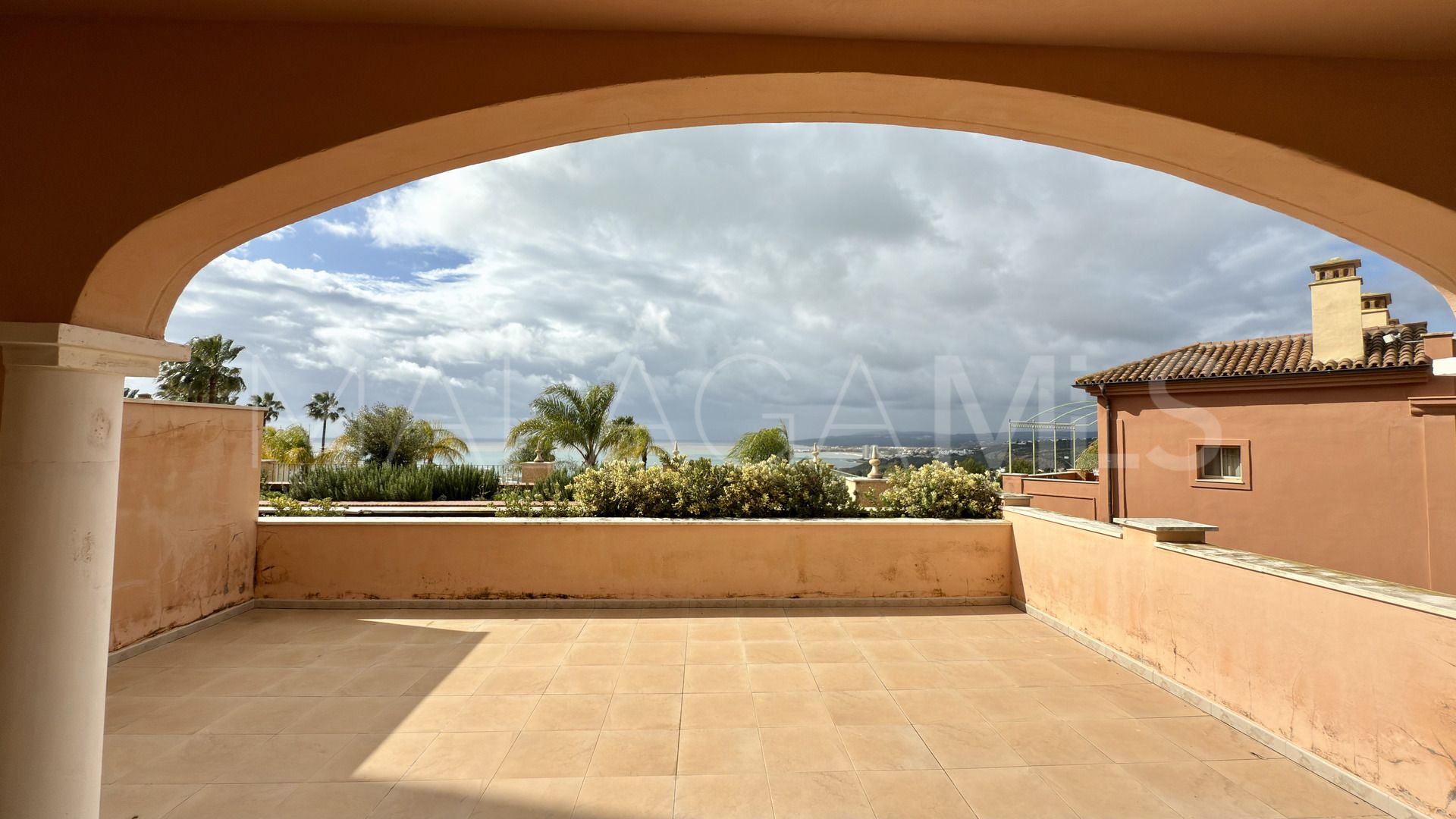 Markplanslägenhet for sale in Bahia de las Rocas