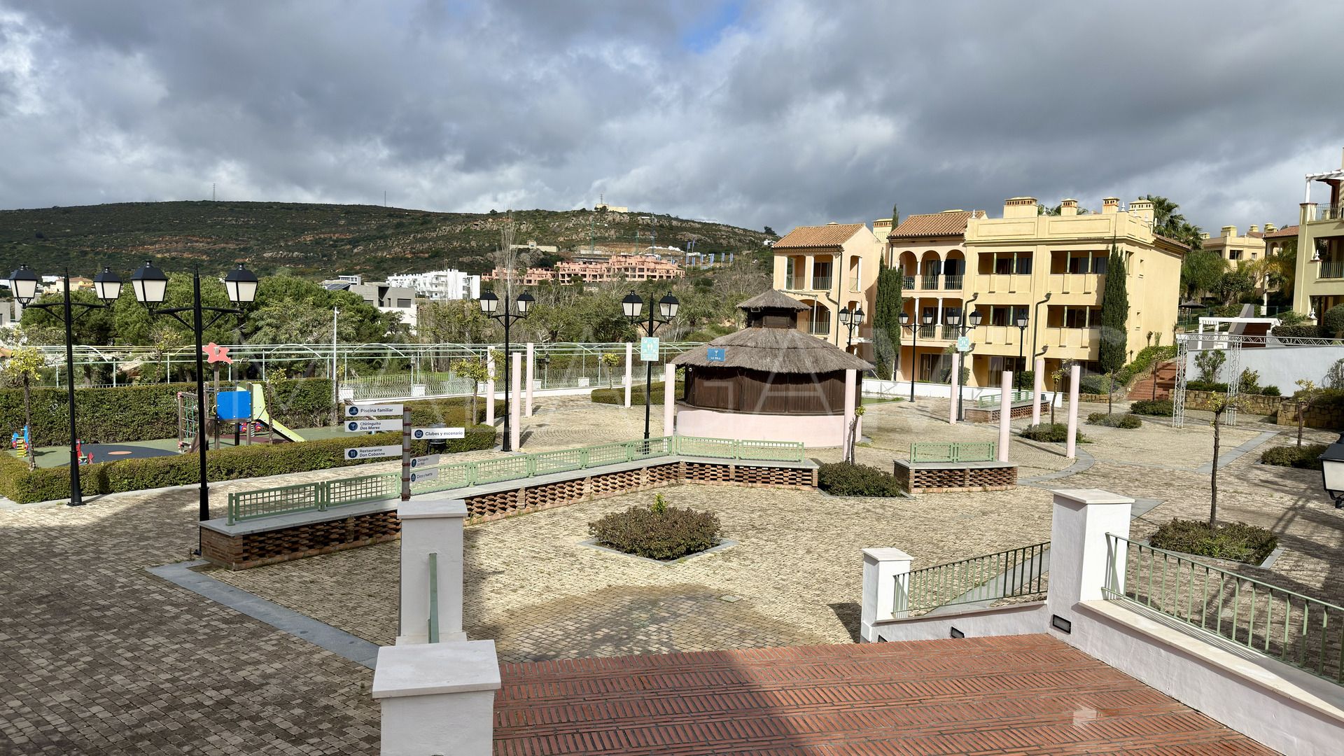 Markplanslägenhet for sale in Bahia de las Rocas