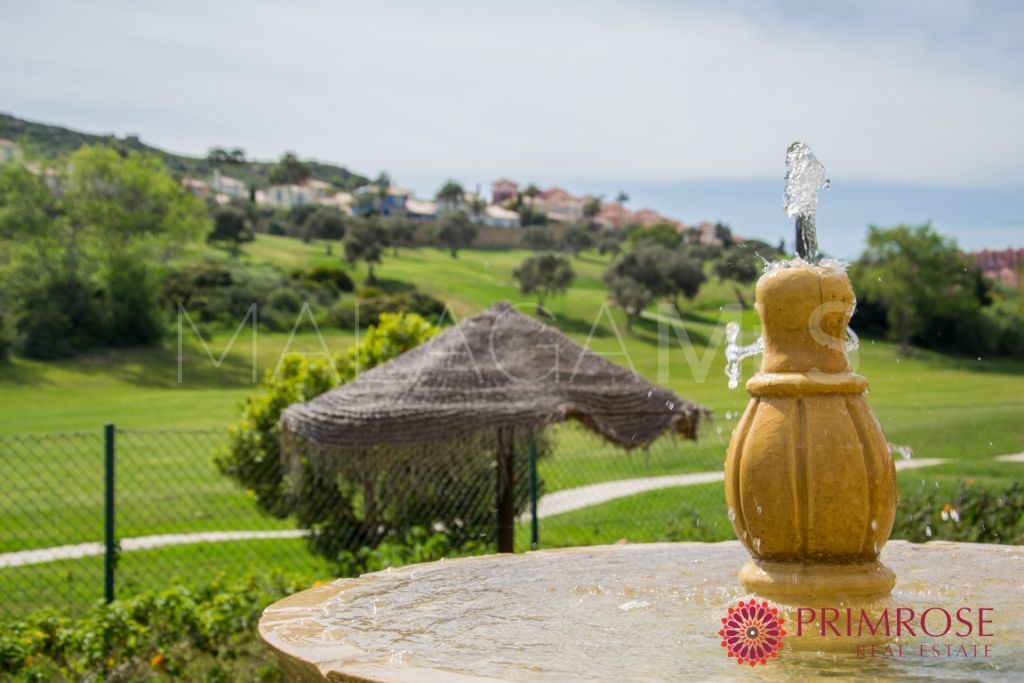 Zweistöckiges penthouse for sale in La Duquesa