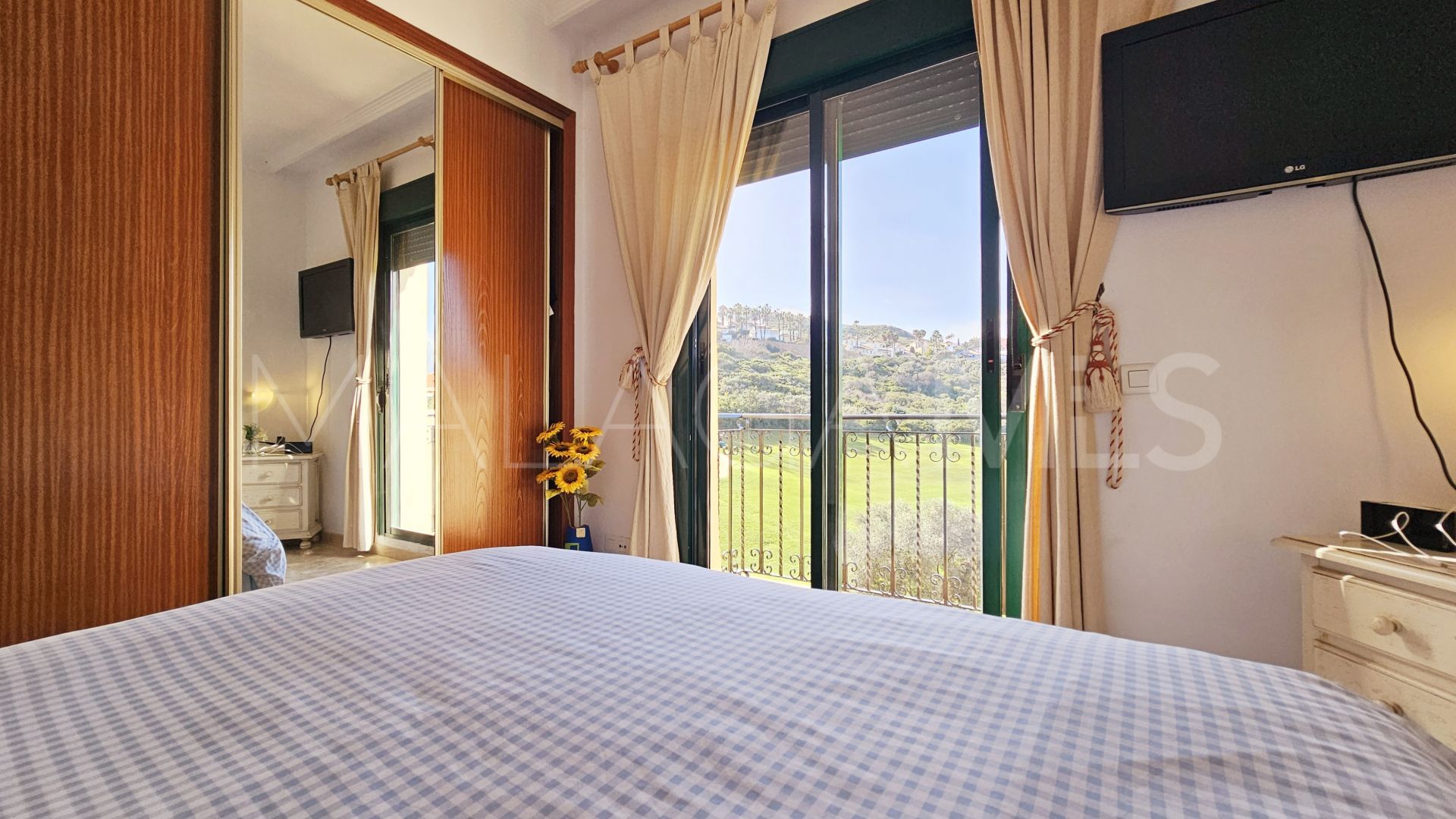 Zweistöckiges penthouse for sale in La Duquesa