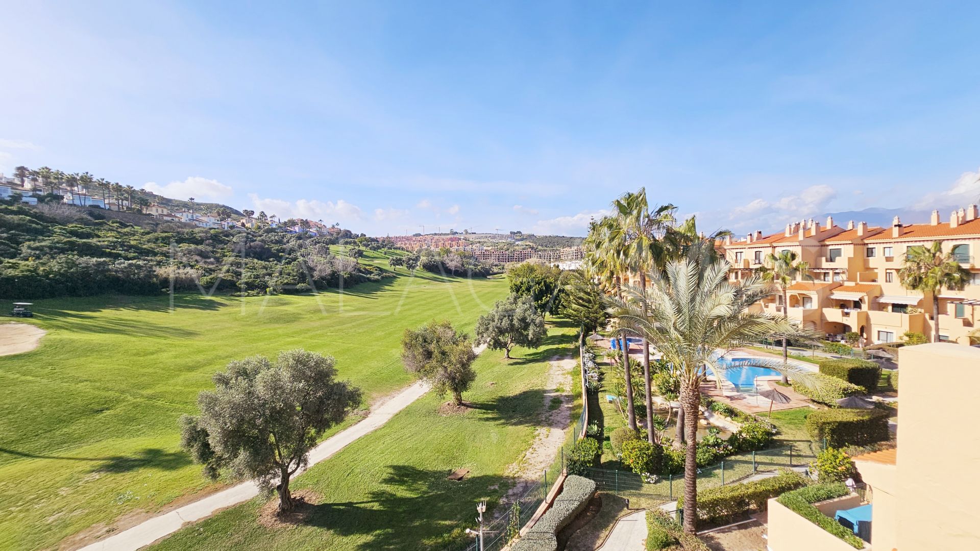 Zweistöckiges penthouse for sale in La Duquesa