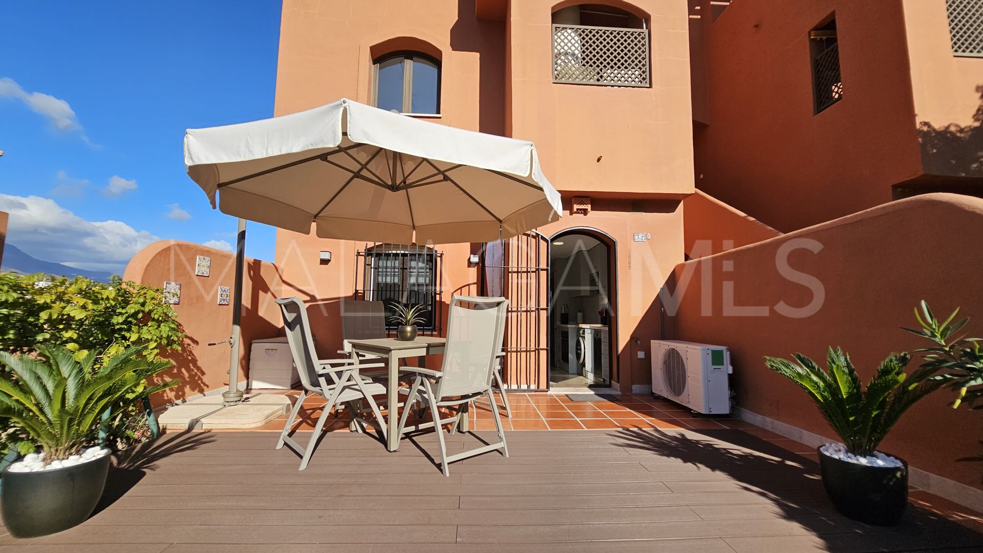 Ground floor apartment with 2 bedrooms for sale in Costa Galera