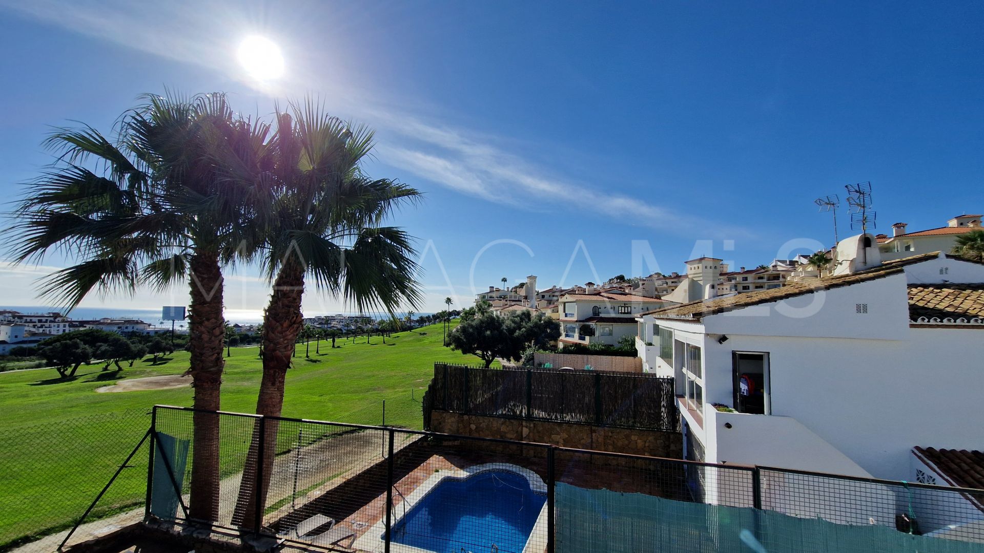 Buy town house in La Duquesa Golf with 3 bedrooms