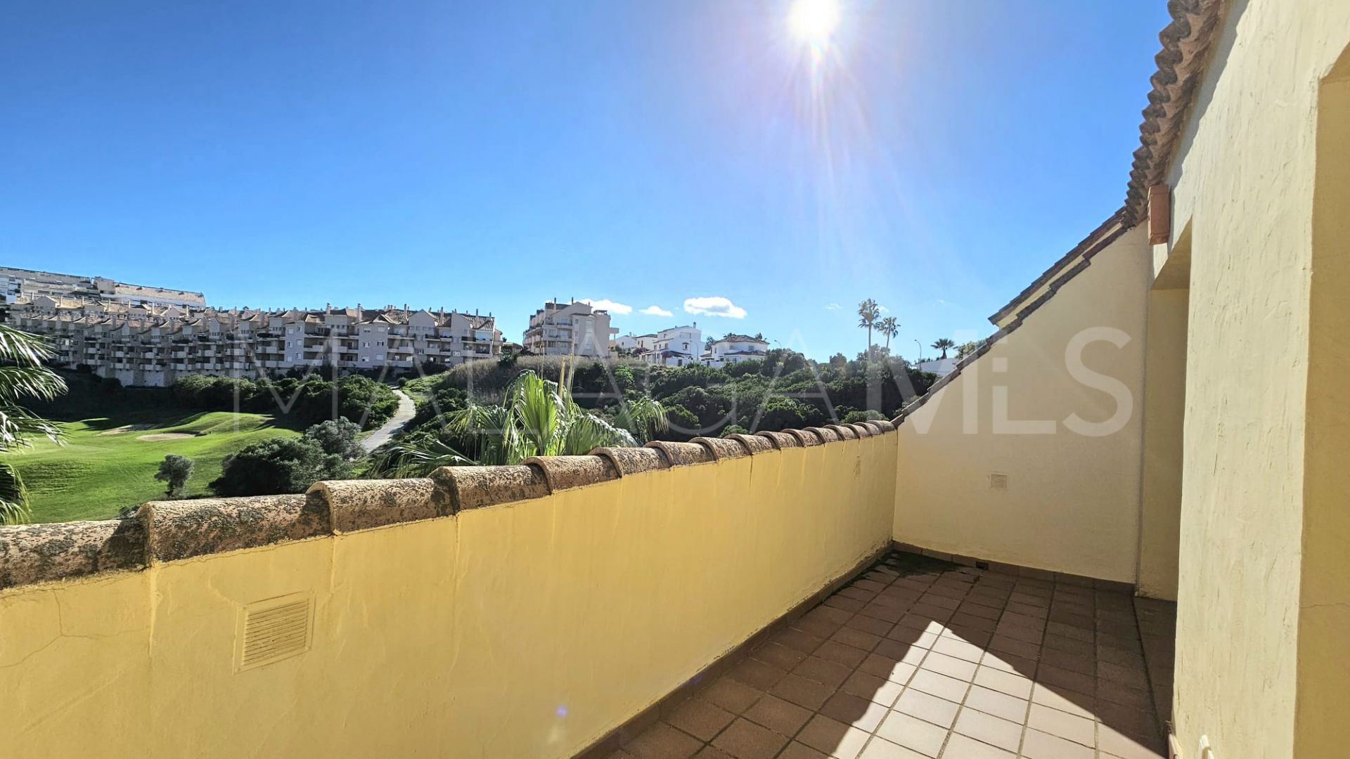 For sale 2 bedrooms penthouse in Duquesa Village