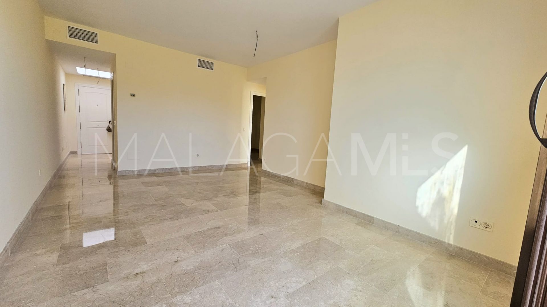 For sale 2 bedrooms penthouse in Duquesa Village