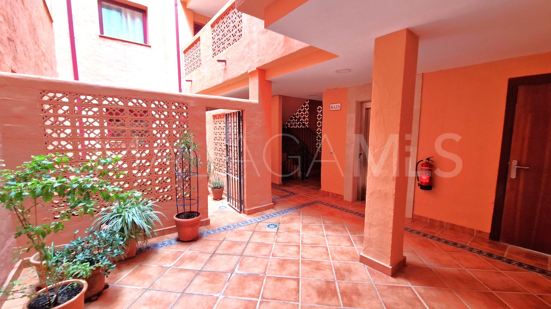 Erdgeschosswohnung for sale in Casares Golf