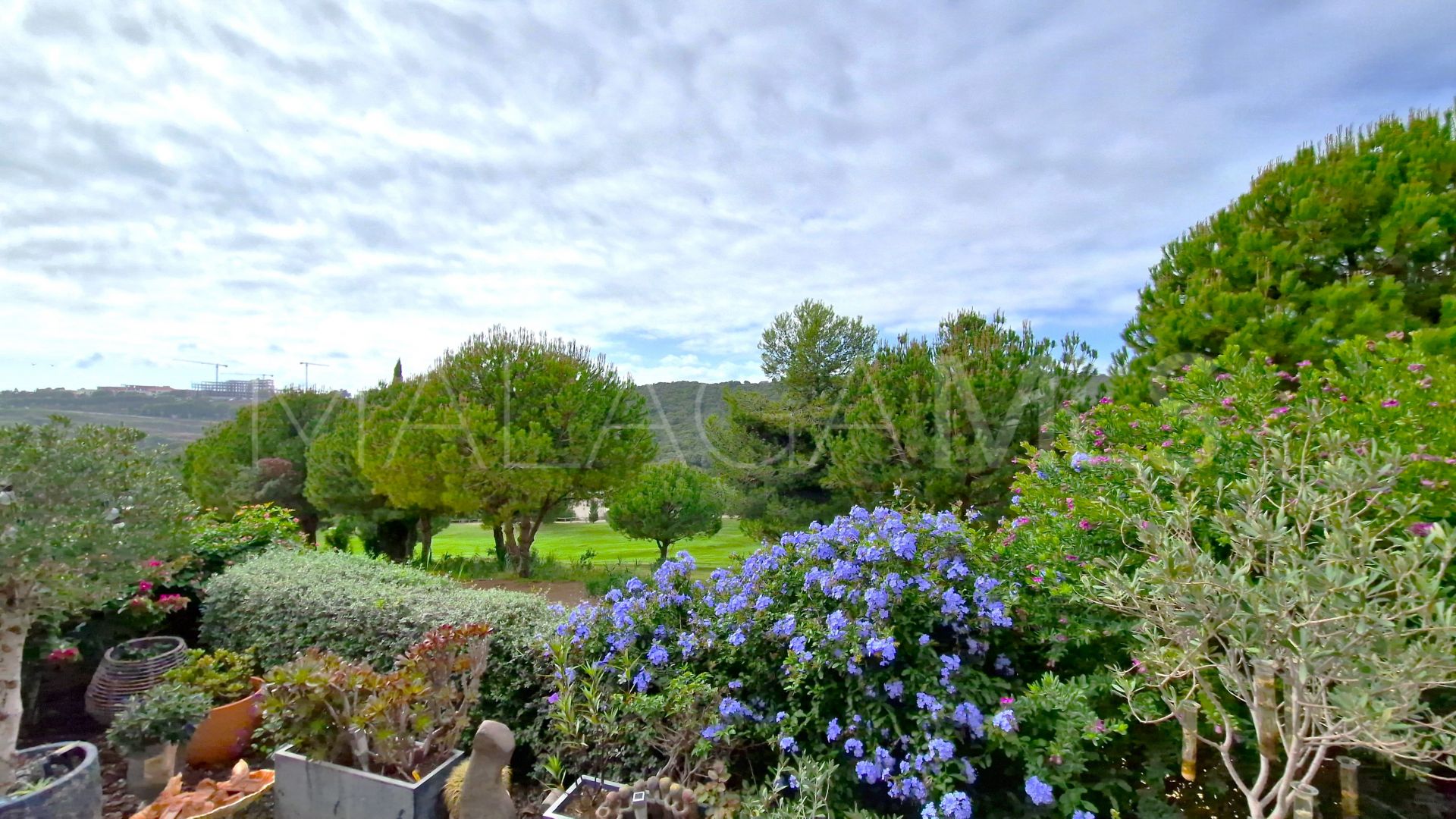 Erdgeschosswohnung for sale in Casares Golf