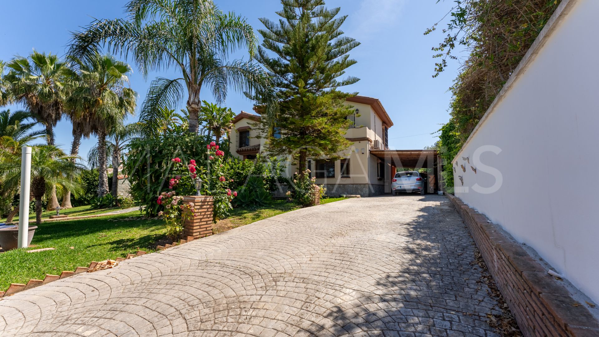 Villa for sale in Alhaurin el Grande