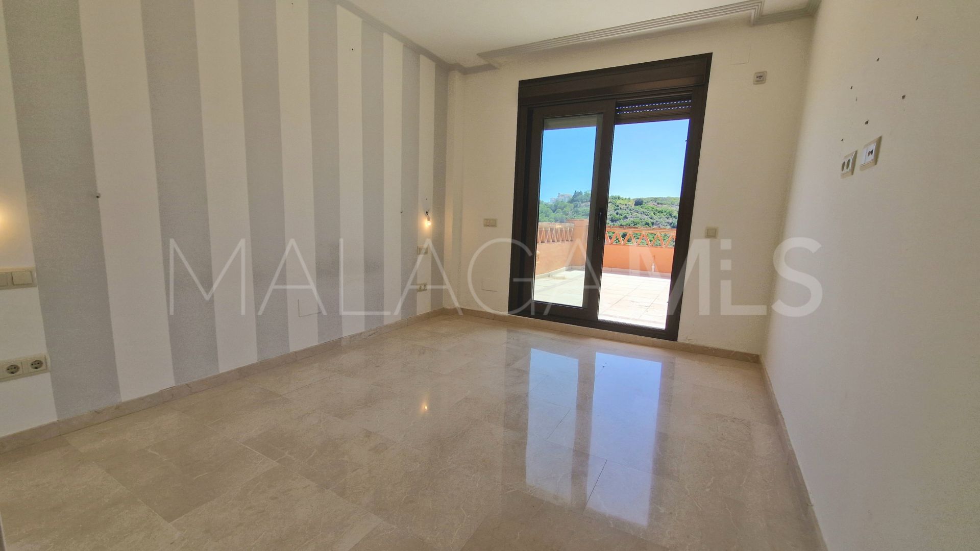 Penthouse for sale in Doña Julia