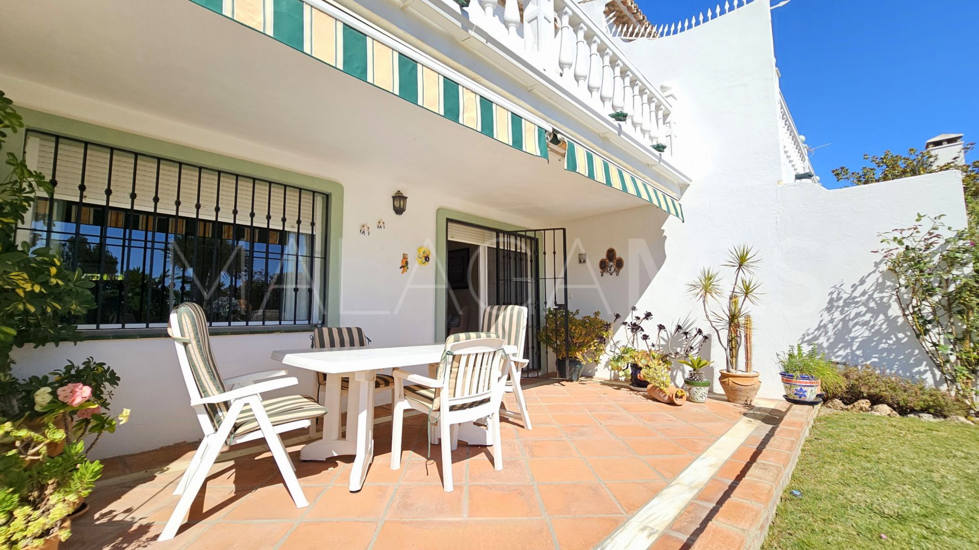 Parvilla for sale in La Duquesa Golf