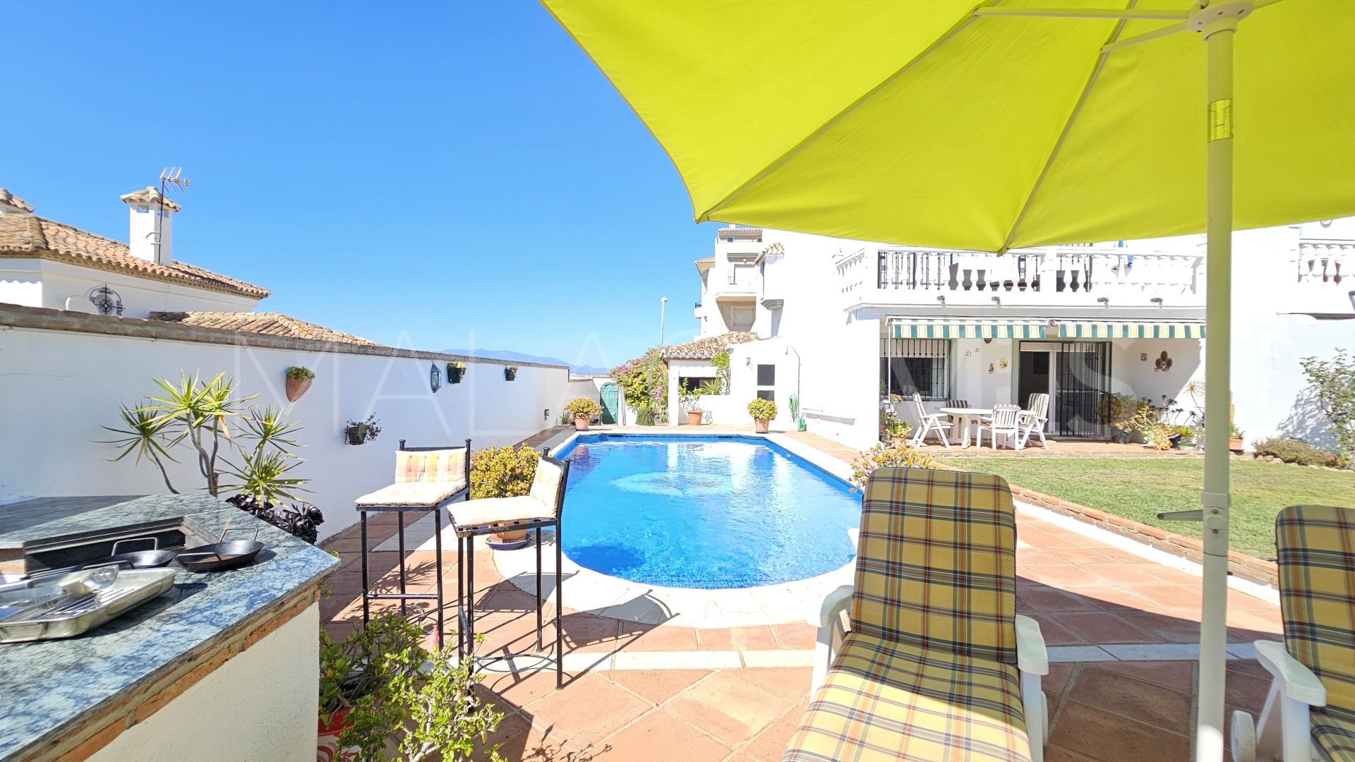 Parvilla for sale in La Duquesa Golf