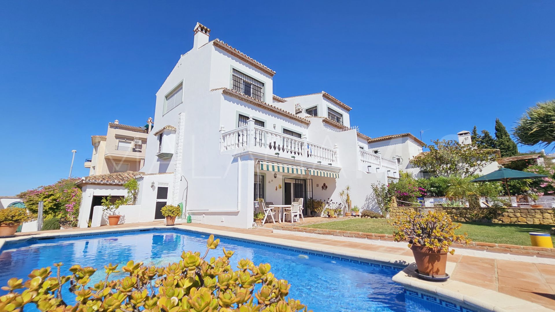 Parvilla for sale in La Duquesa Golf