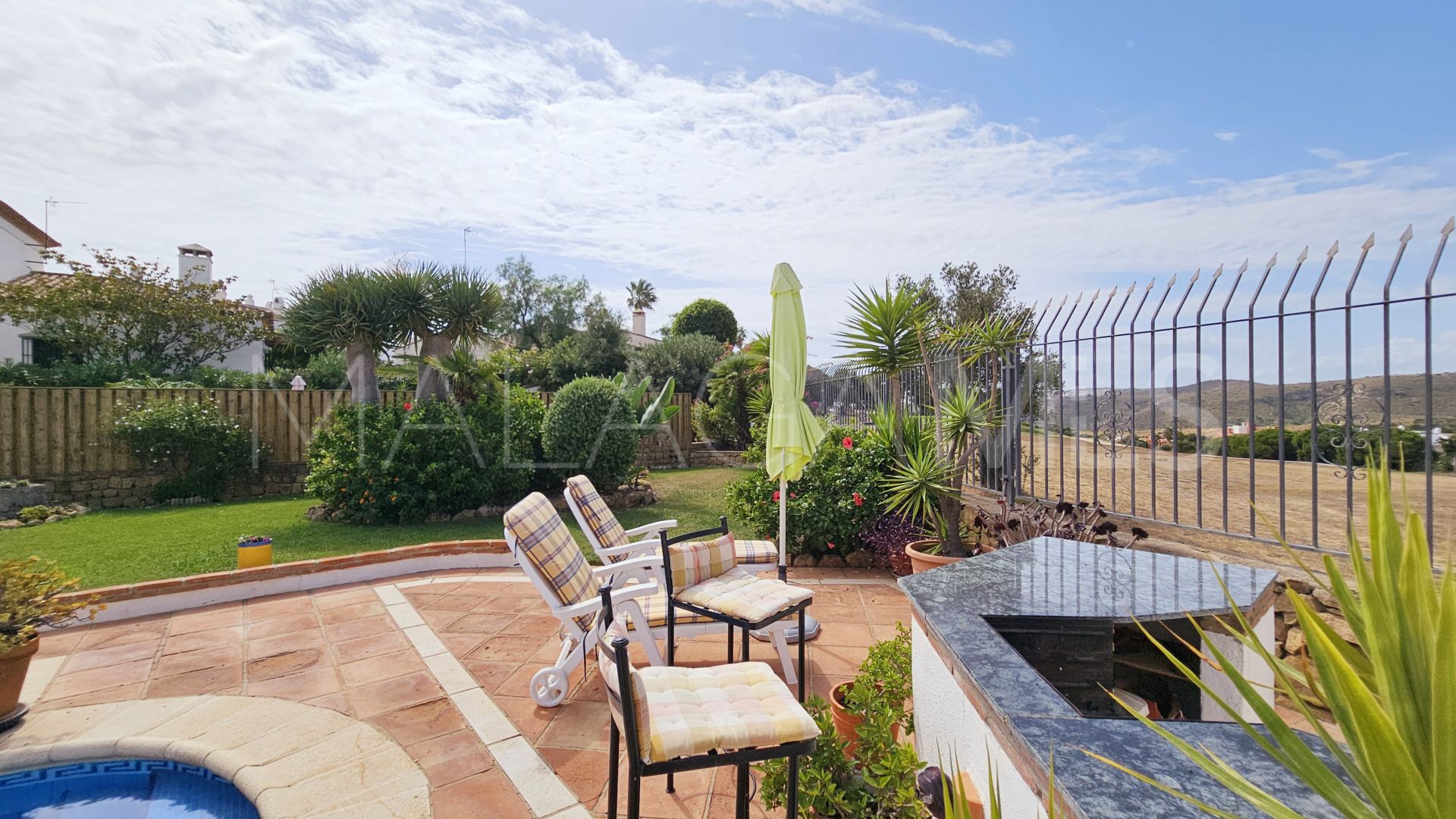 Parvilla for sale in La Duquesa Golf