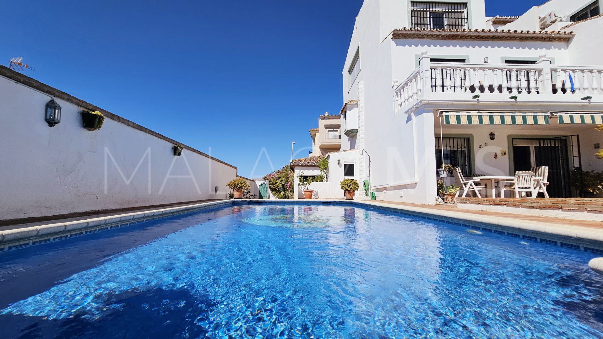 Parvilla for sale in La Duquesa Golf