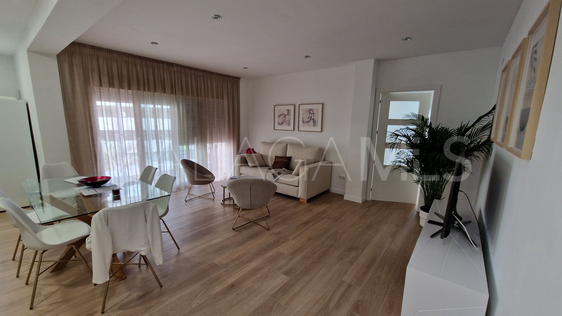 Estepona Centro, apartamento for sale de 3 bedrooms