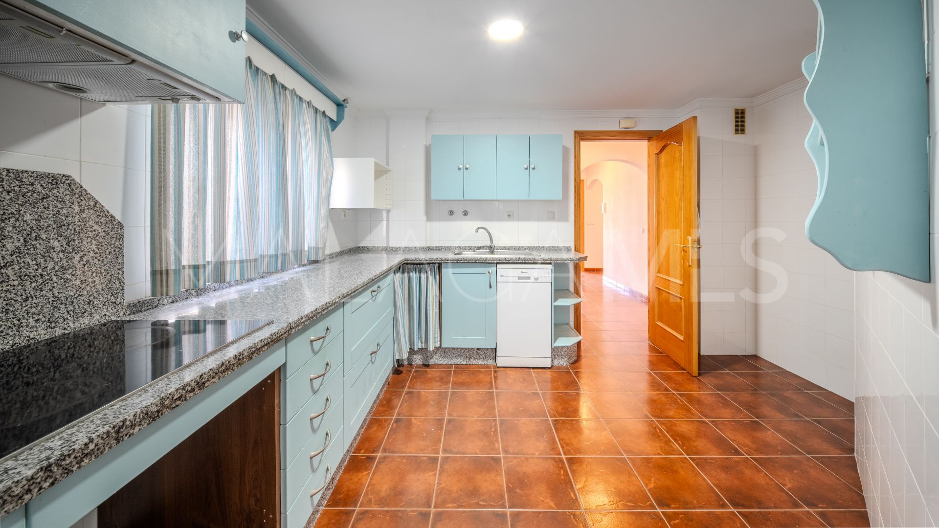 Penthaus for sale in Sabinillas