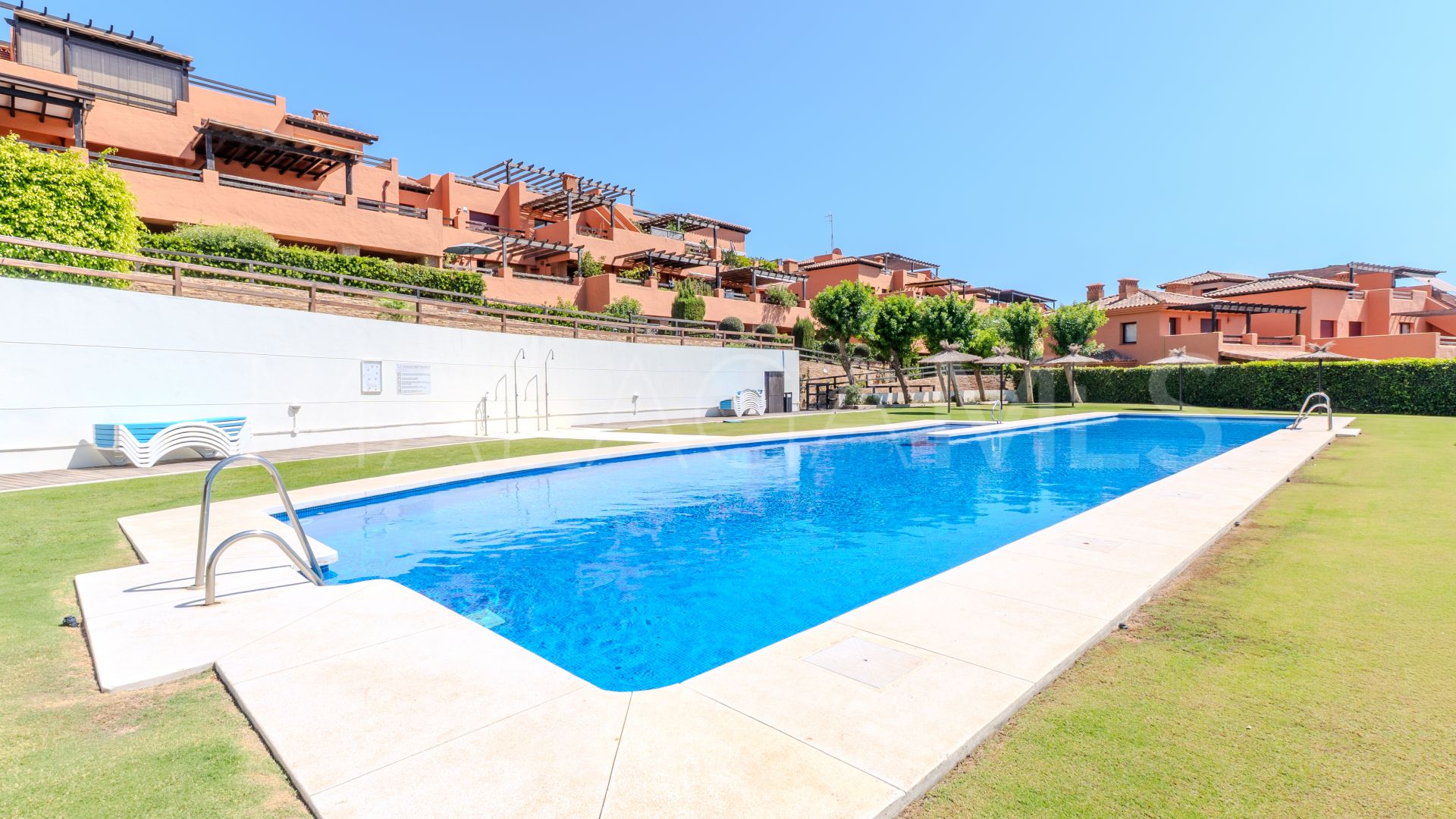 Lägenhet for sale in Casares Golf